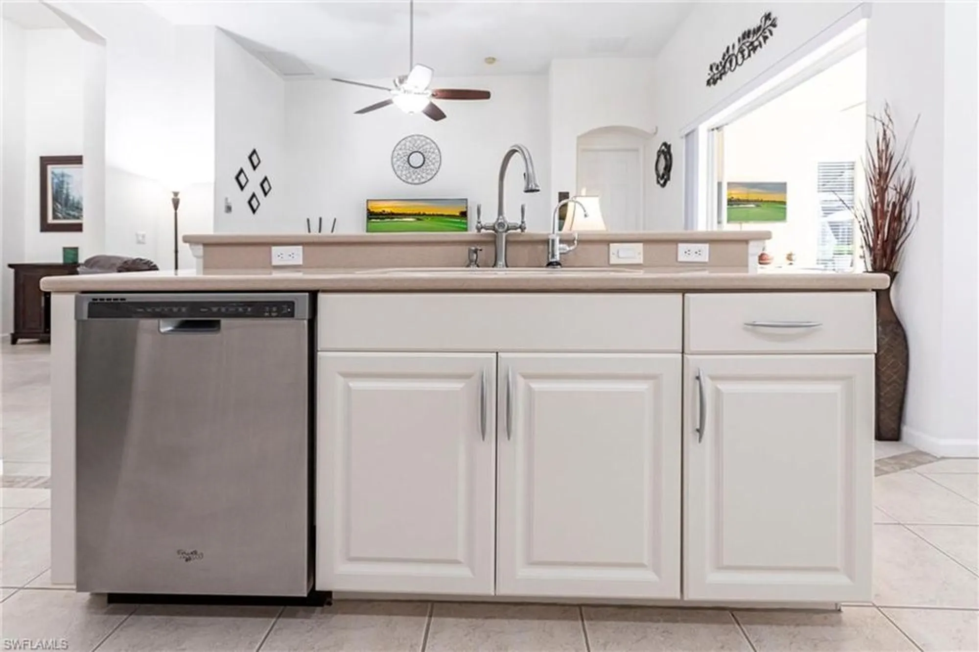 Property Slideshow image 12 of 41 | 12020 bramble cove dr, Fort Myers, FL, 33905