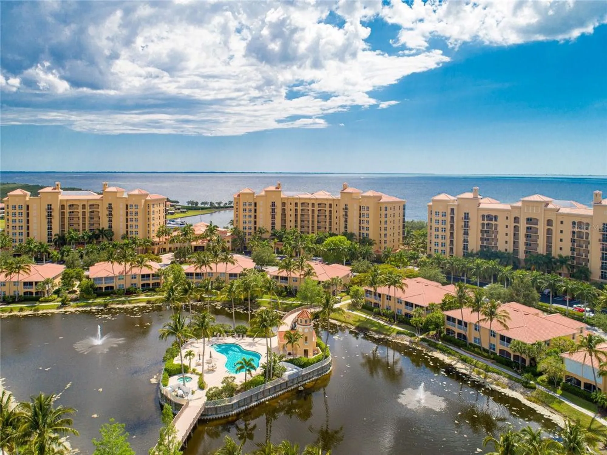 Property Slideshow image 38 of 62 | 3333 sunset key cir 303, Punta Gorda, FL, 33955
