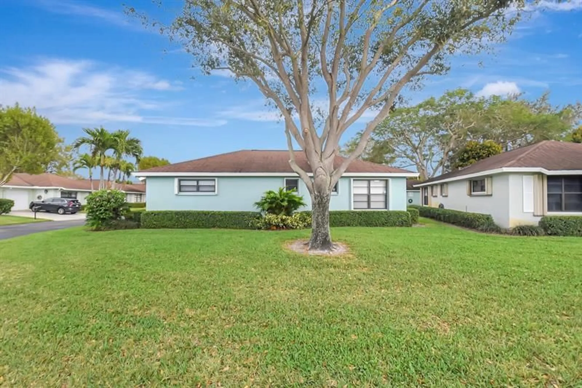 Property Slideshow image 48 of 66 | 9800 pecan tree dr b, Boynton Beach, FL, 33436