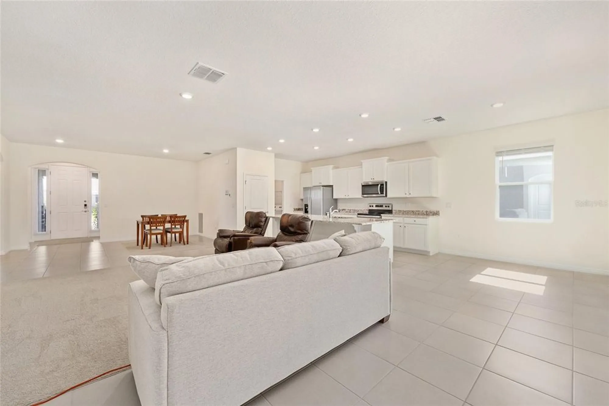 Property Slideshow image 11 of 44 | 6239 sw 93rd loop, Ocala, FL, 34476