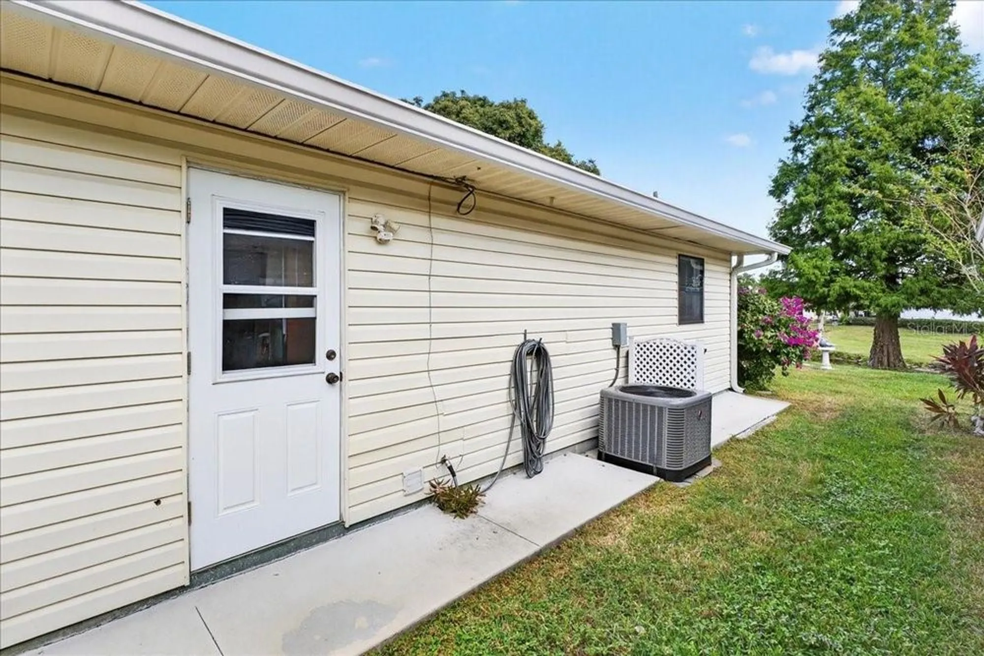 Property Slideshow image 34 of 44 | 4908 dawnview ln, Lakeland, FL, 33811