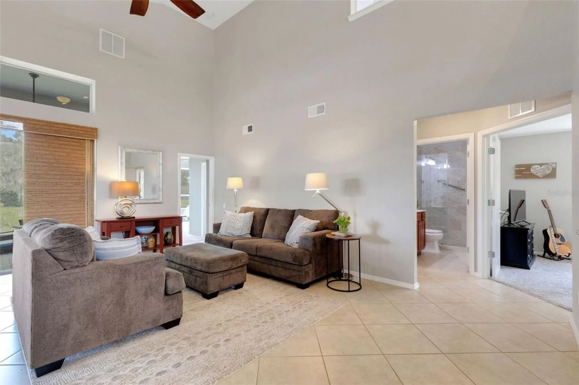 Property Slideshow image 10 of 77 | 336 del sol ave, Davenport, FL, 33837