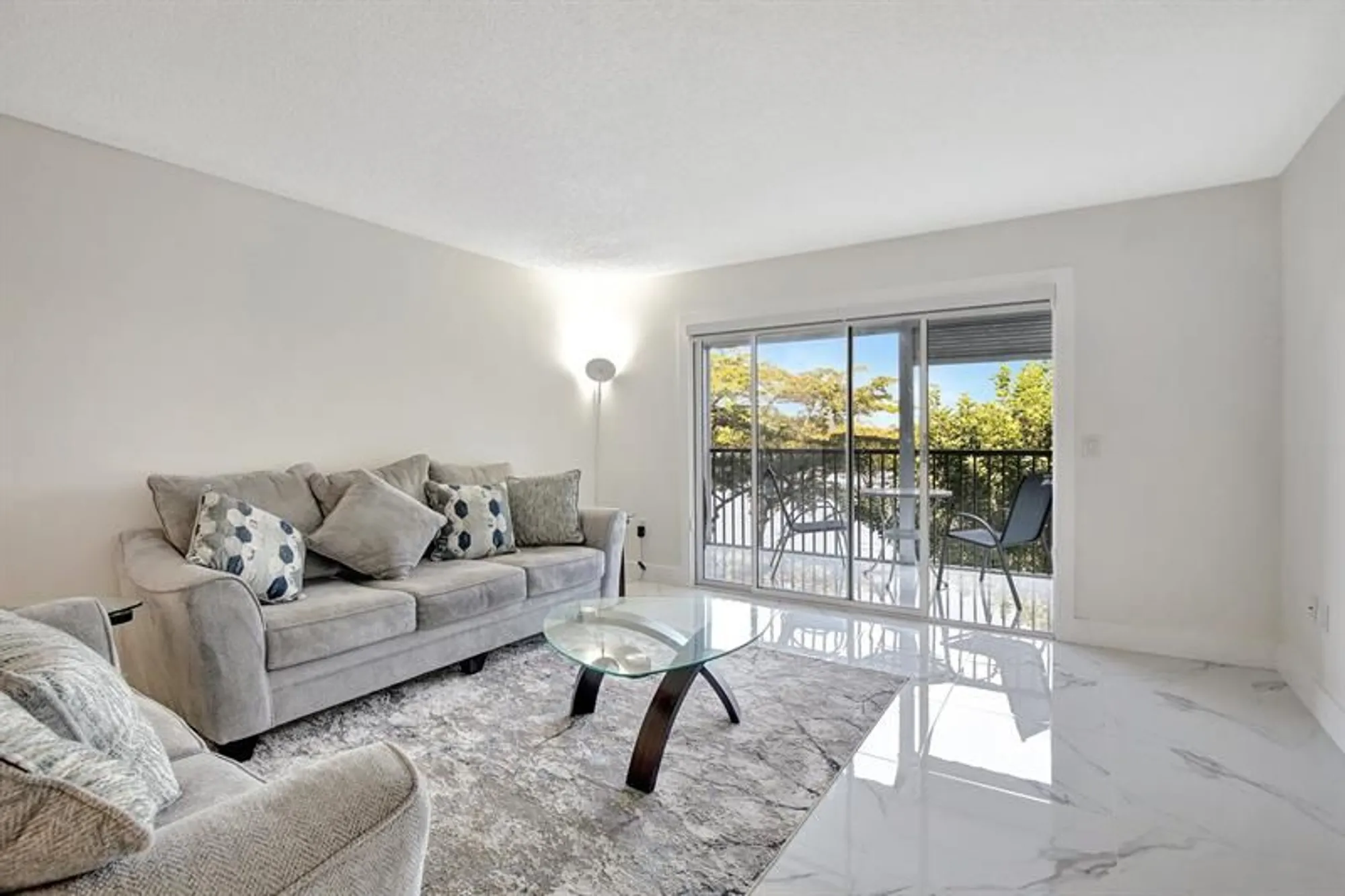 Property Slideshow image 25 of 45 | 13355 sw 16th ct, Pembroke Pines, FL, 33027
