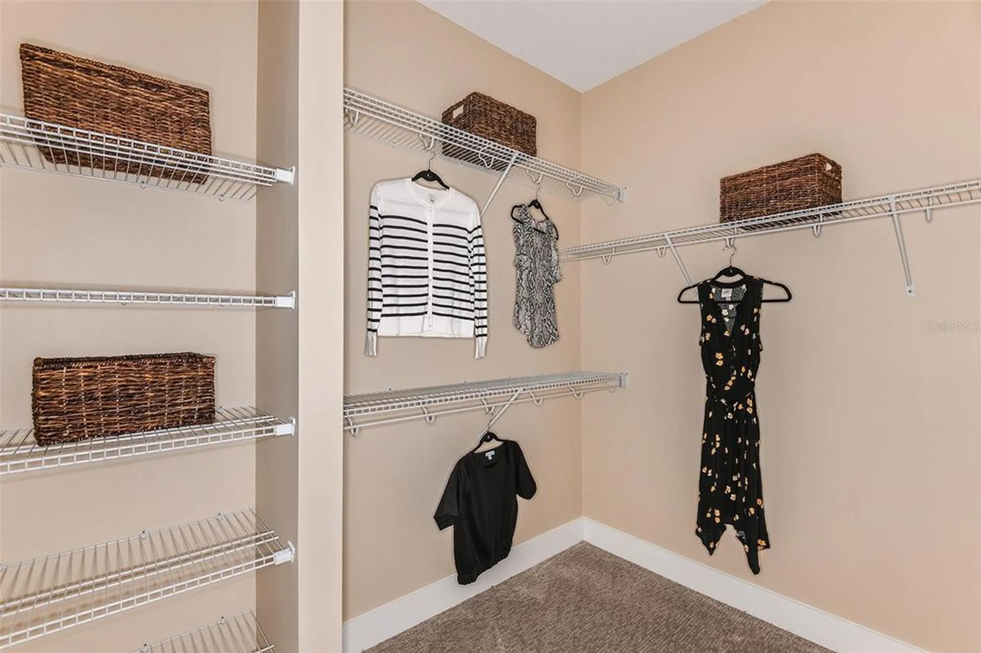 Property Slideshow image 37 of 68 | 18211 morgan dr, Lakewood Ranch, FL, 34211