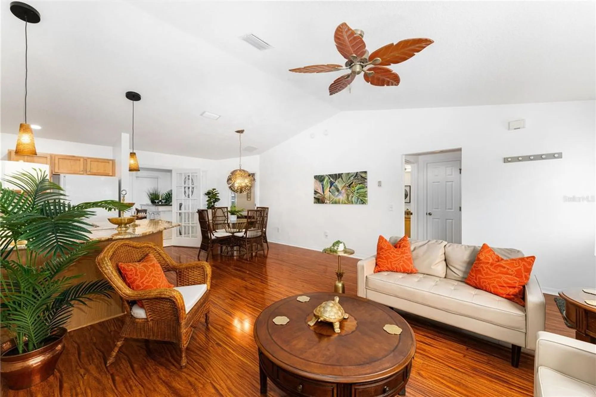 Property Slideshow image 6 of 32 | 987 candler pl, The Villages, FL, 32162