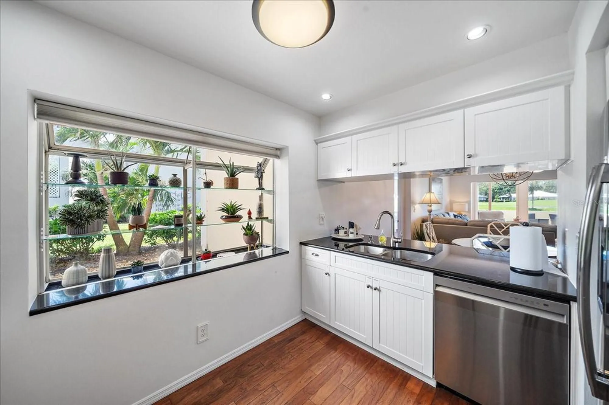 Property Slideshow image 9 of 76 | 425 cerromar ter 359, Venice, FL, 34293