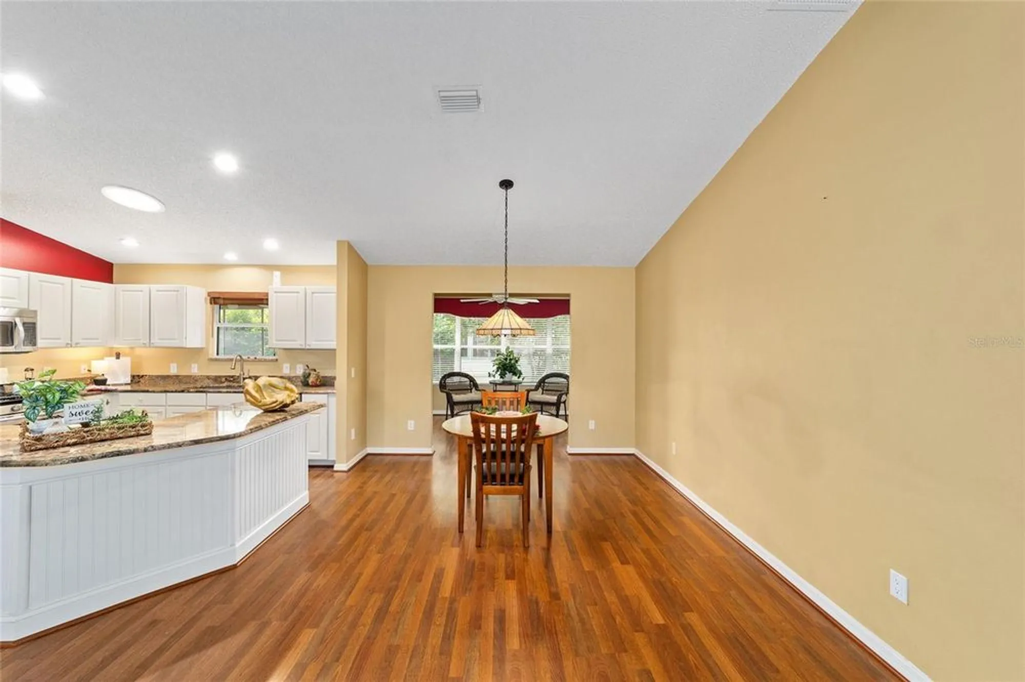 Property Slideshow image 9 of 34 | 290 jefferson ln, The Villages, FL, 32162