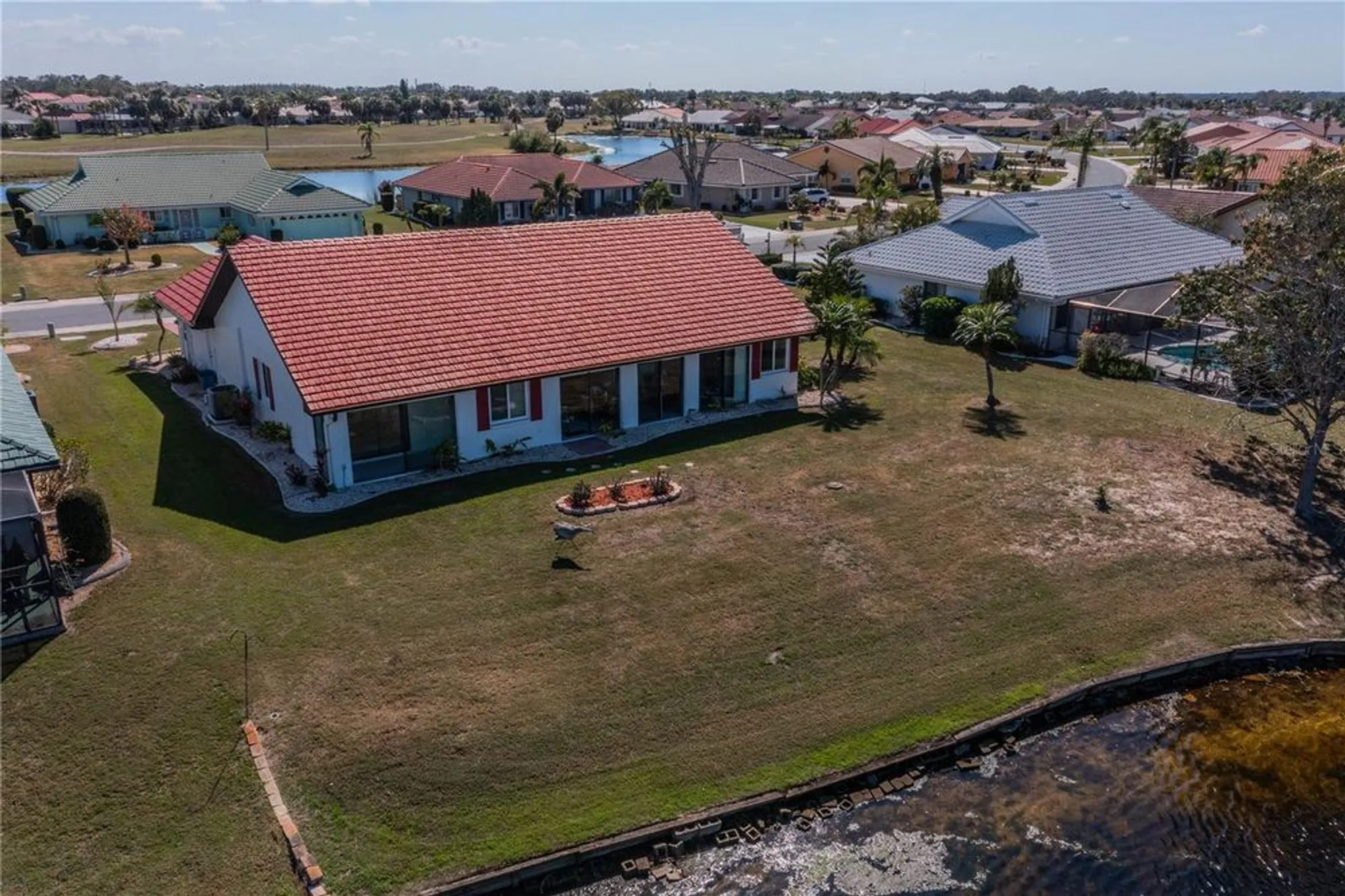 Property Slideshow image 30 of 37 | 1723 wolf laurel dr, Sun City Center, FL, 33573