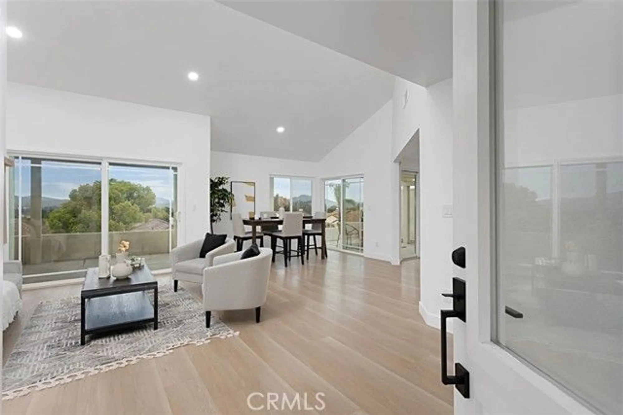 Property Slideshow image 8 of 39 | 17738 plaza acosta, San Diego, CA, 92128