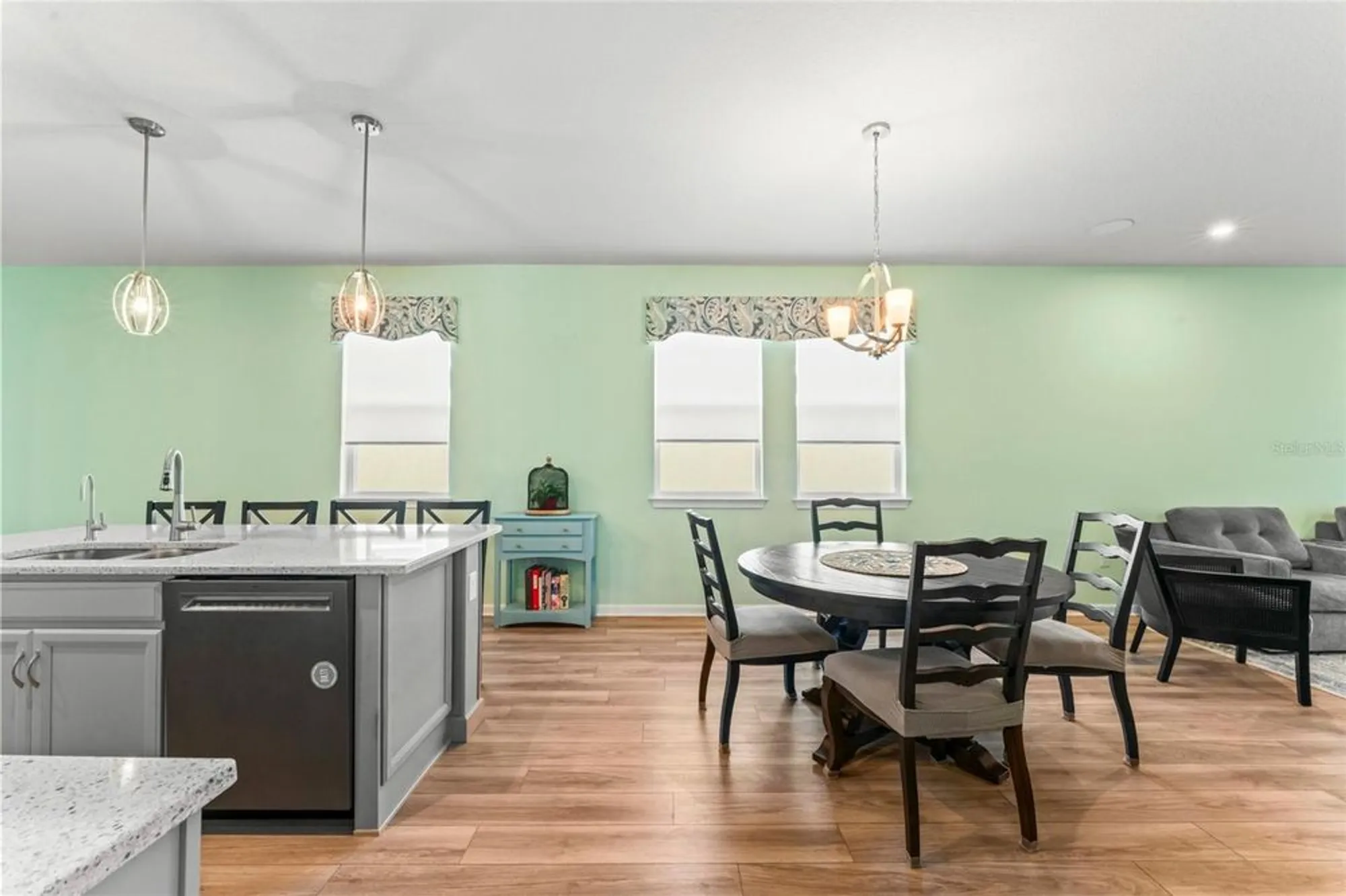 Property Slideshow image 21 of 47 | 3764 maxwell park dr, Sun City Center, FL, 33573