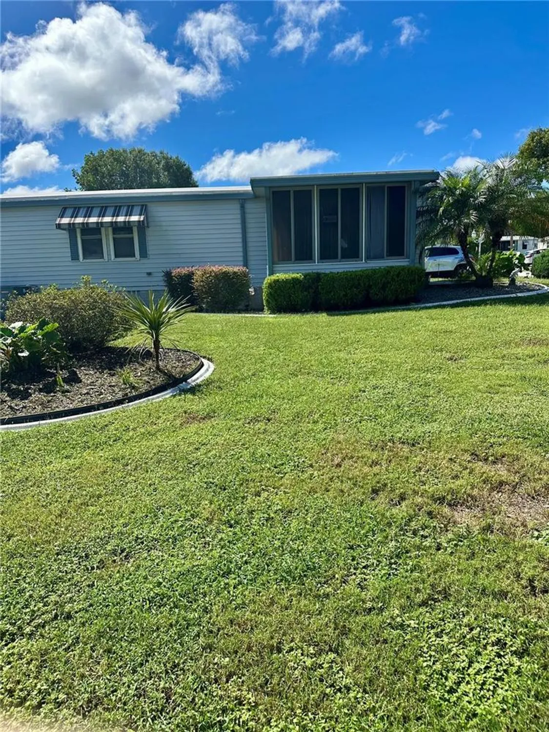 Property Slideshow image 34 of 37 | 1701 palm aire dr, The Villages, FL, 32159