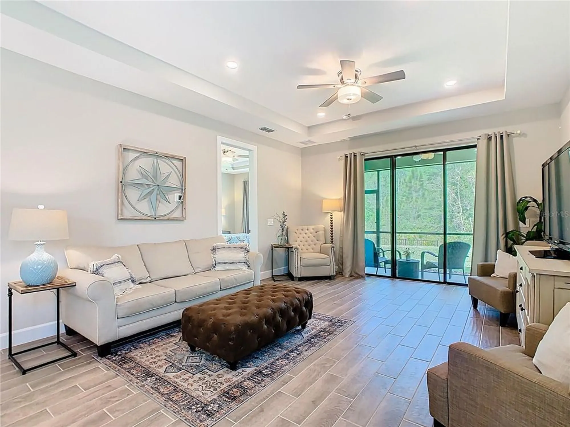 Property Slideshow image 13 of 48 | 1029 umbria dr, Poinciana, FL, 34759