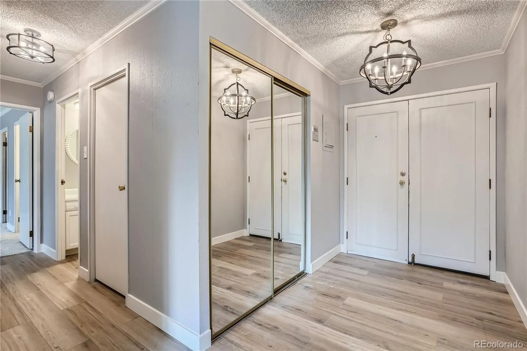 Property Slideshow image 5 of 16 | 3164 s wheeling way 308, Aurora, CO, 80014
