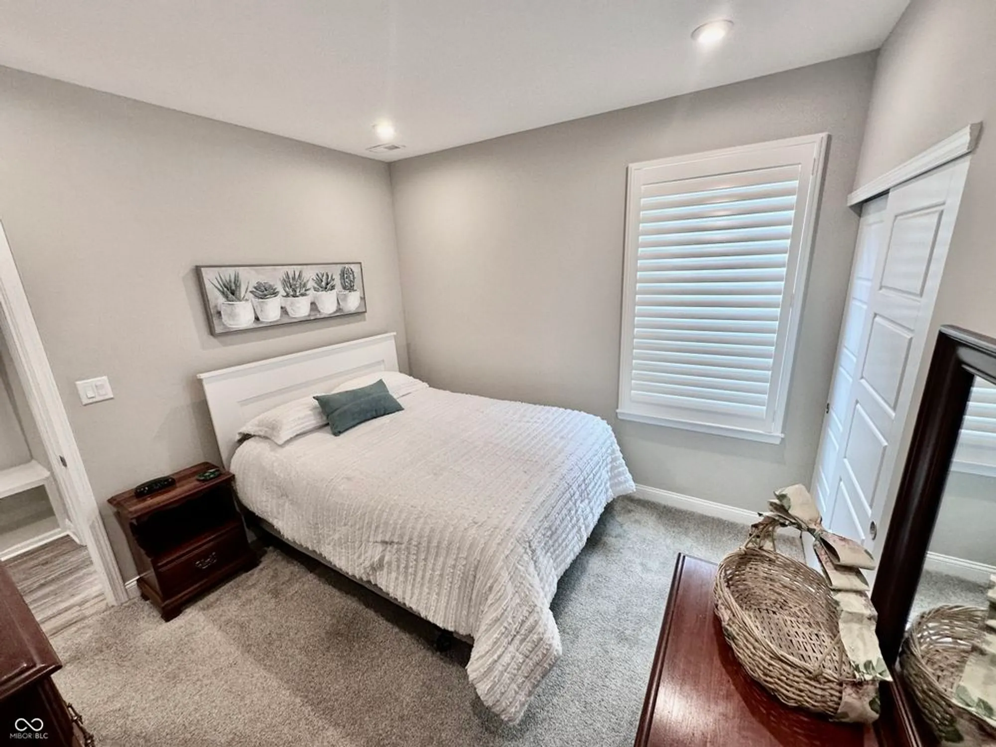 Property Slideshow image 36 of 51 | 5735 lyster ln, Indianapolis, IN, 46239