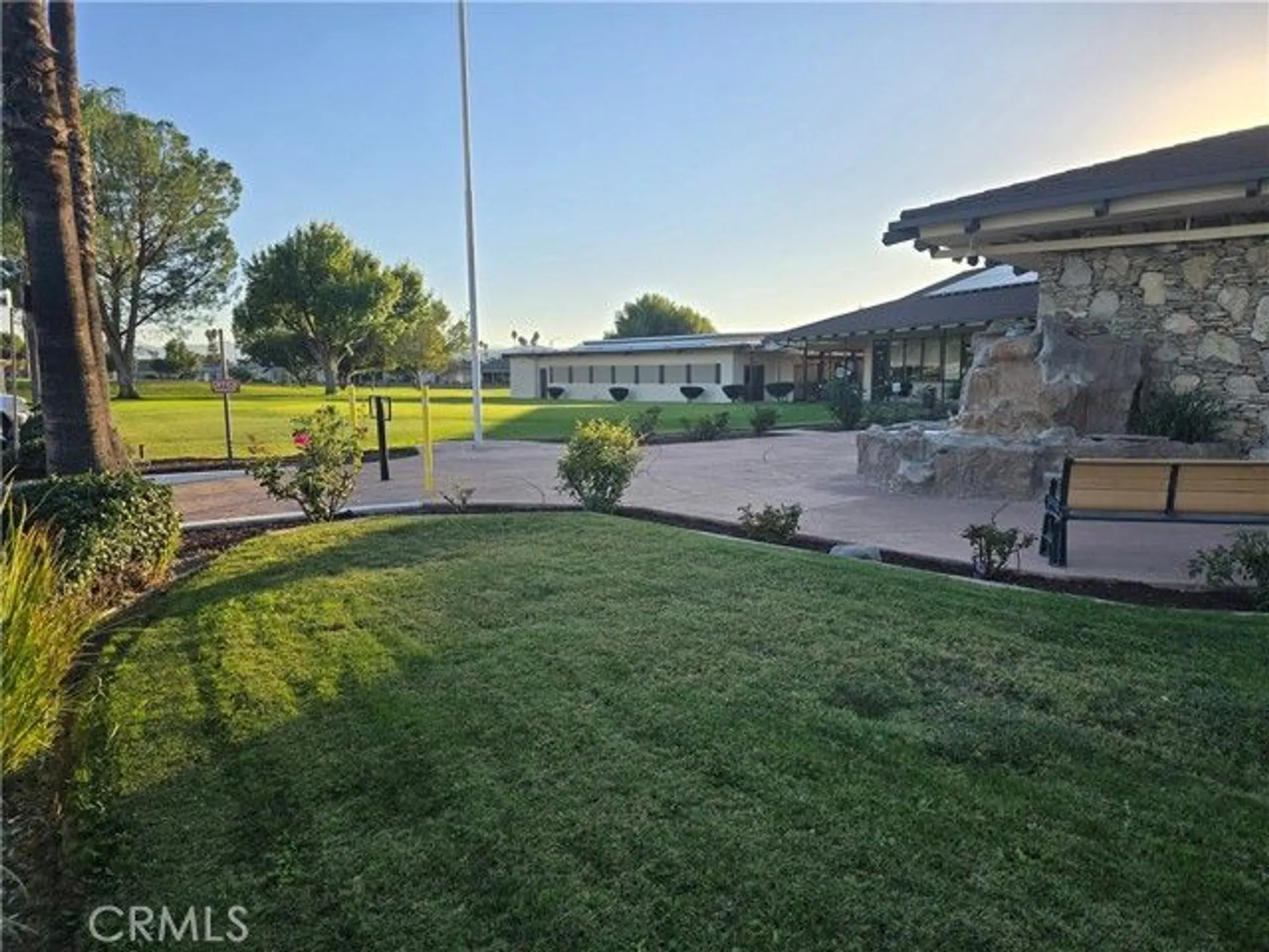 Property Slideshow image 42 of 73 | 1140 amberwood dr, Hemet, CA, 92543
