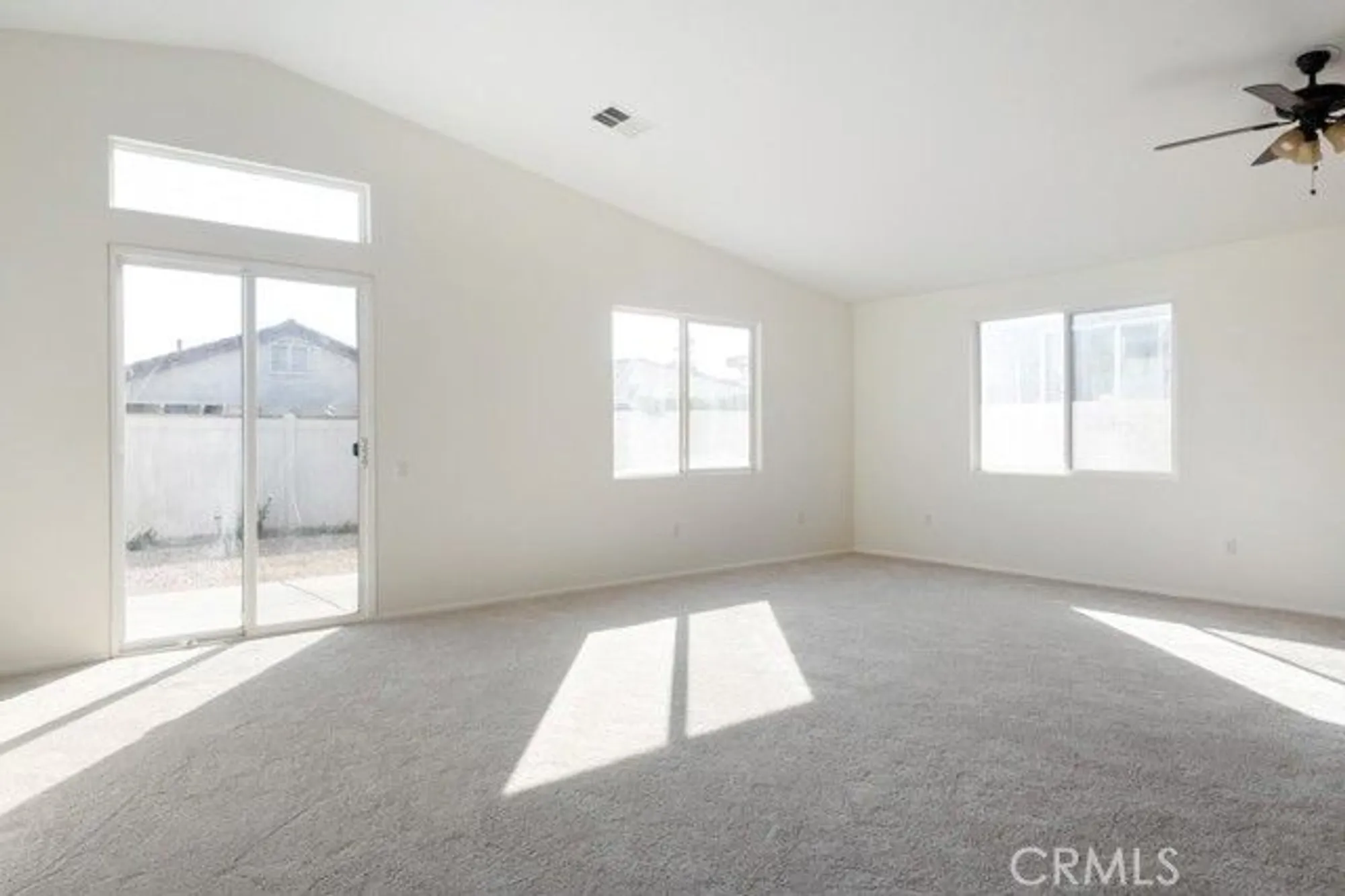Property Slideshow image 3 of 30 | 1583 turtle crk, Beaumont, CA, 92223