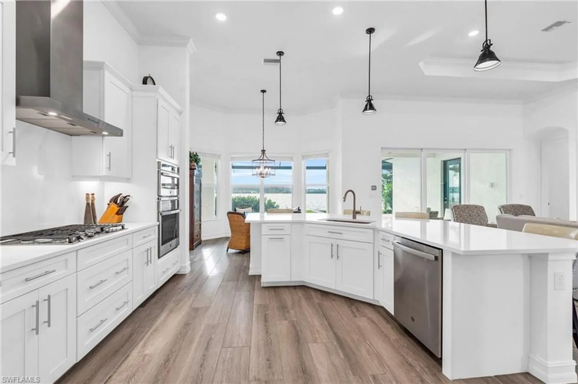 Property Slideshow image 20 of 46 | 14044 blue bay cir, Fort Myers, FL, 33913