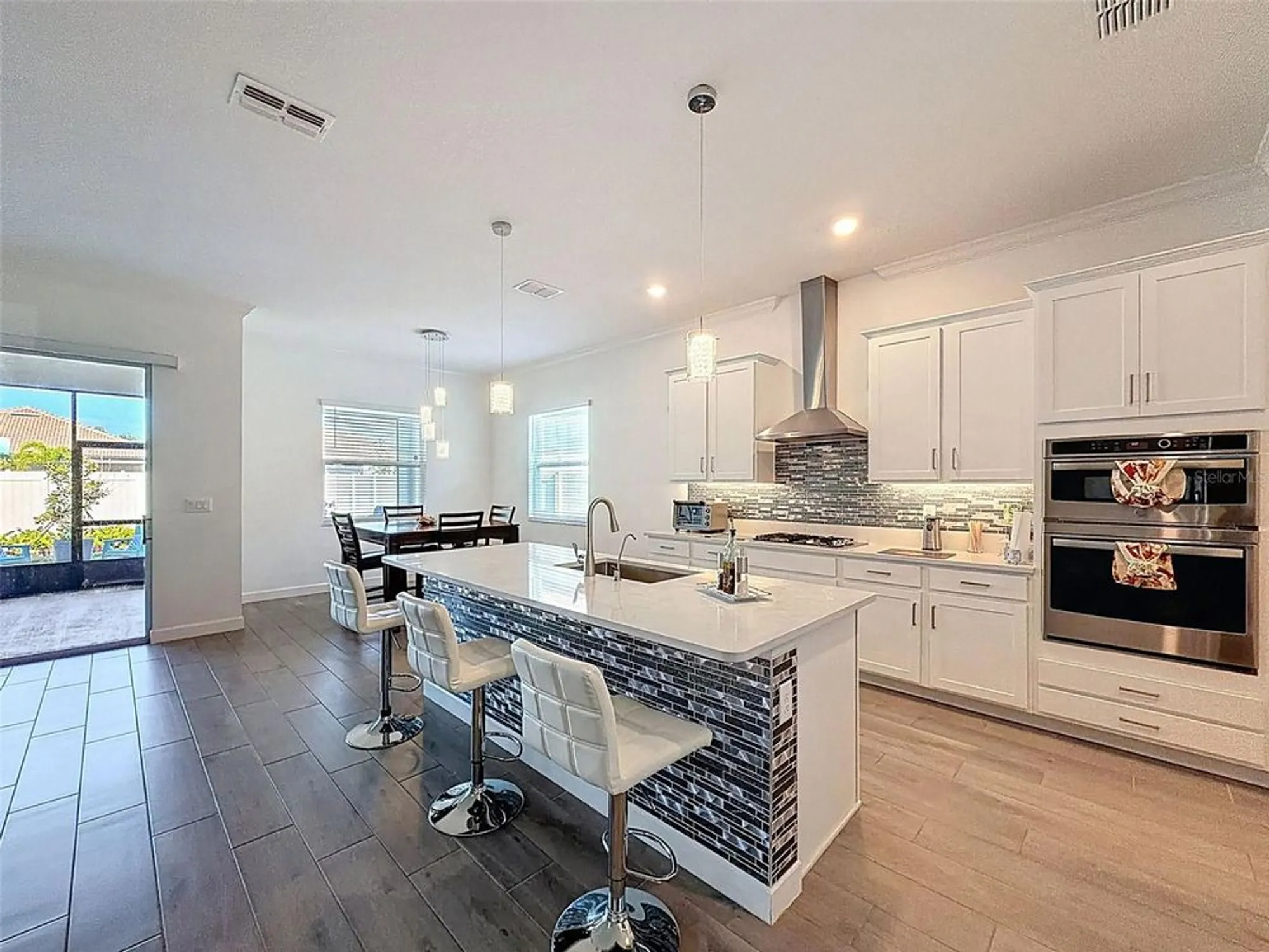 Property Slideshow image 13 of 70 | 17301 scuba crest st, Wimauma, FL, 33598