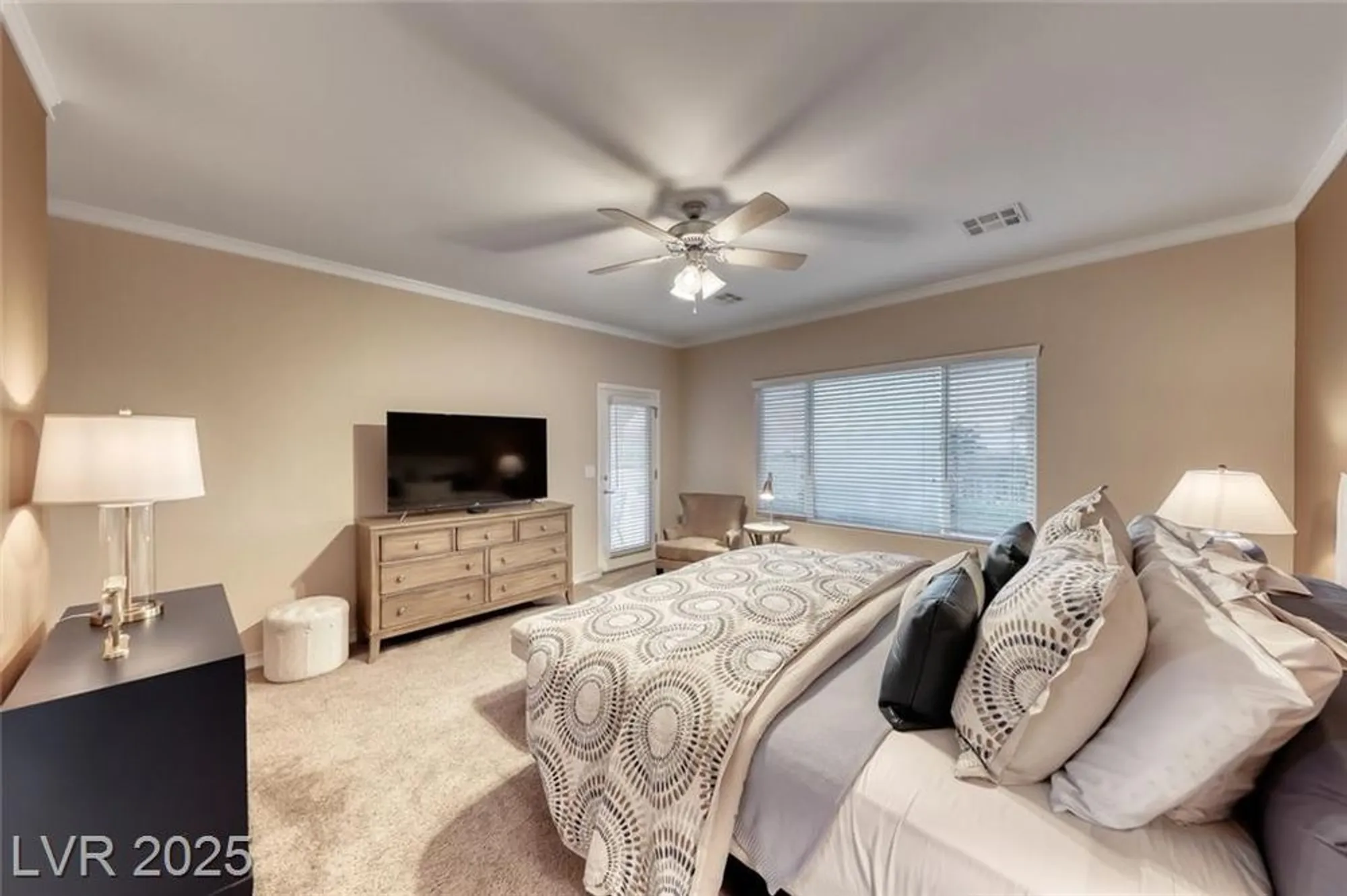 Property Slideshow image 30 of 66 | 2470 bedford park dr, Henderson, NV, 89052