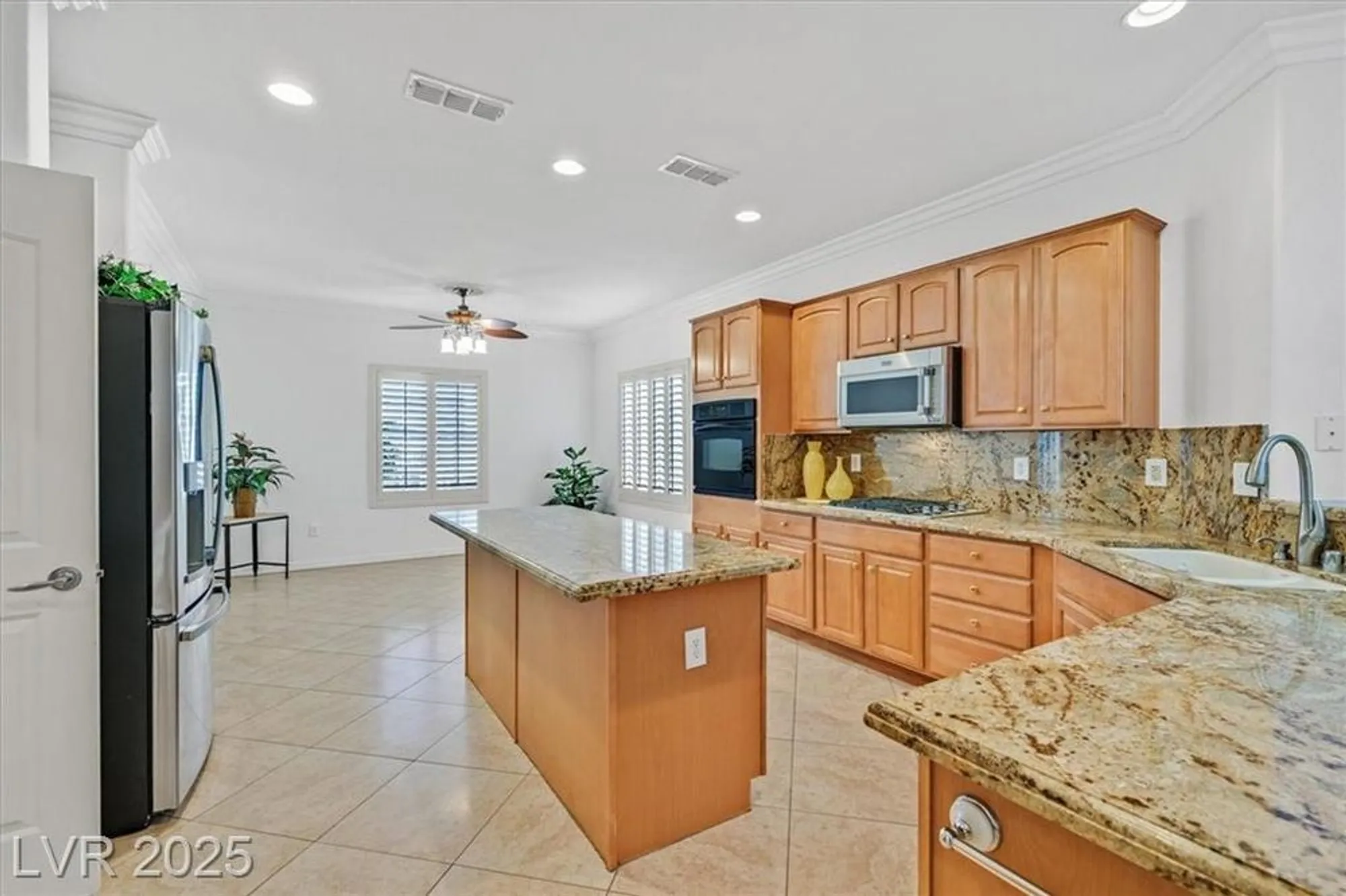 Property Slideshow image 7 of 40 | 2164 sawtooth mountain dr, Henderson, NV, 89044