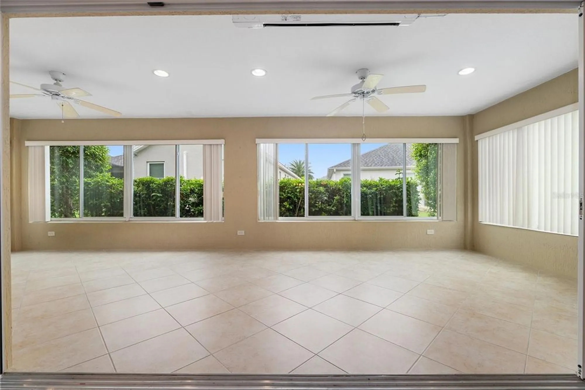 Property Slideshow image 6 of 48 | 3338 queensway ter, The Villages, FL, 32163