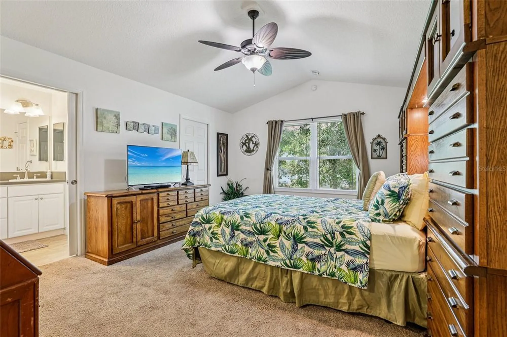 Property Slideshow image 15 of 57 | 703 royal palm ave, Lady Lake, FL, 32159