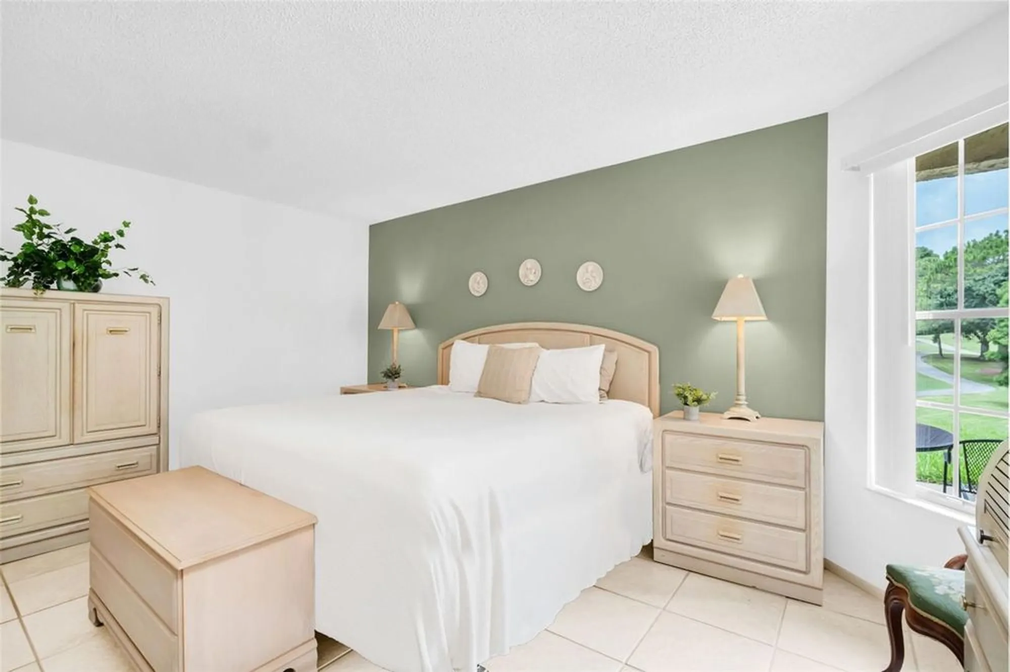 Property Slideshow image 19 of 49 | 1164 rustlewood ct, Palm Harbor, FL, 34684