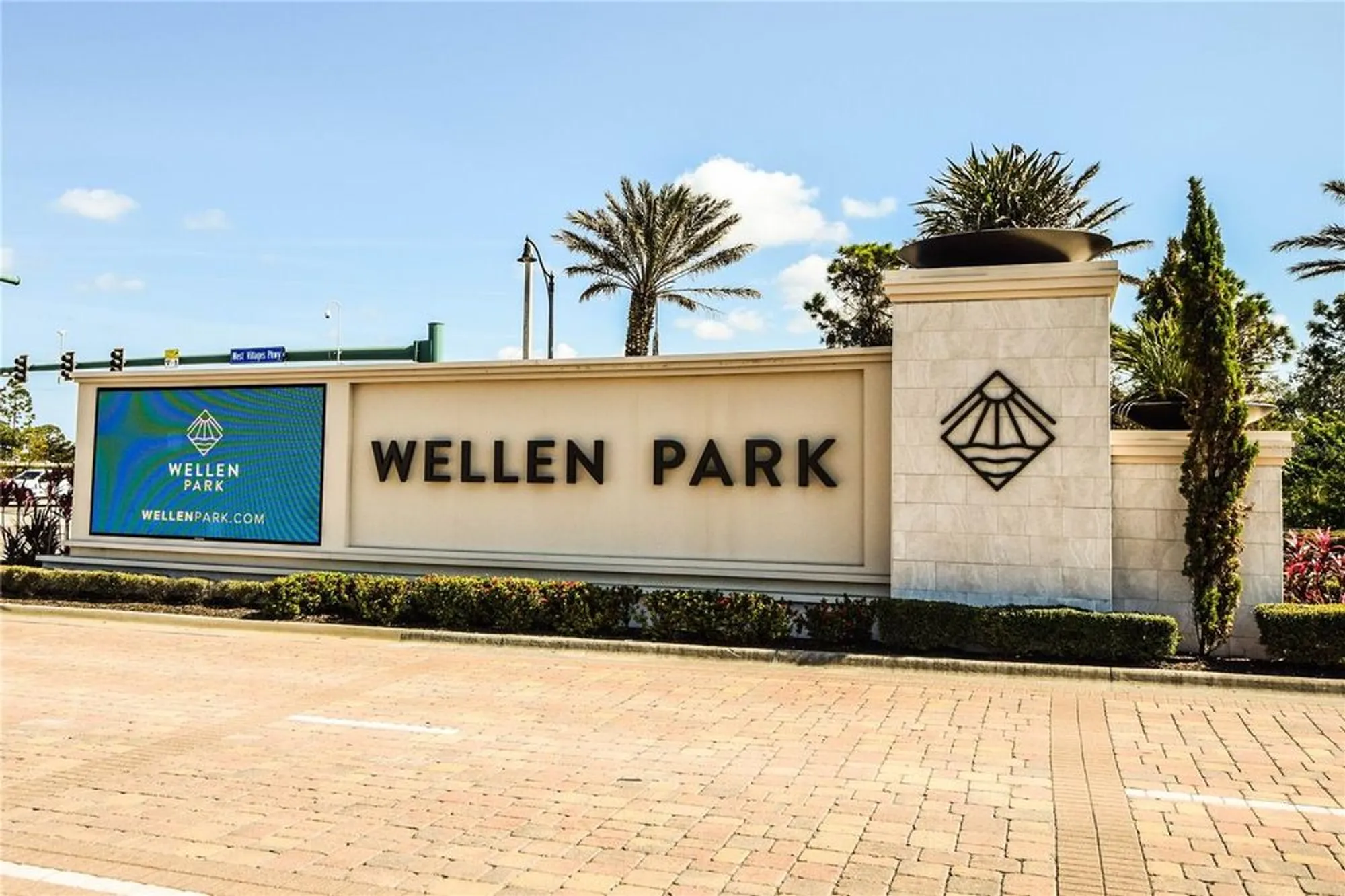 Property Slideshow image 60 of 66 | 404 cardiff rd 17, Venice, FL, 34293