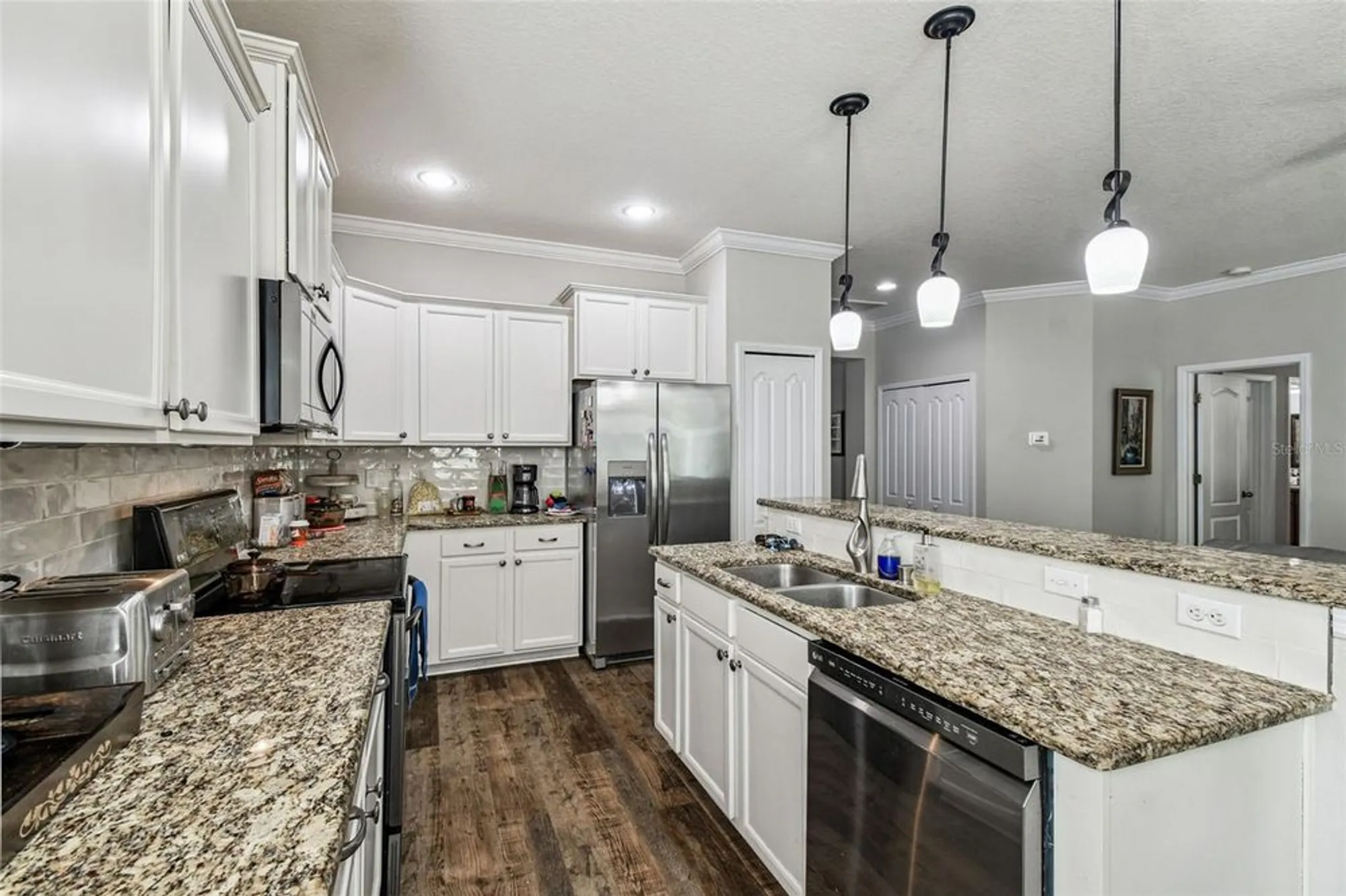 Property Slideshow image 13 of 91 | 11150 paradise point way, New Port Richey, FL, 34654