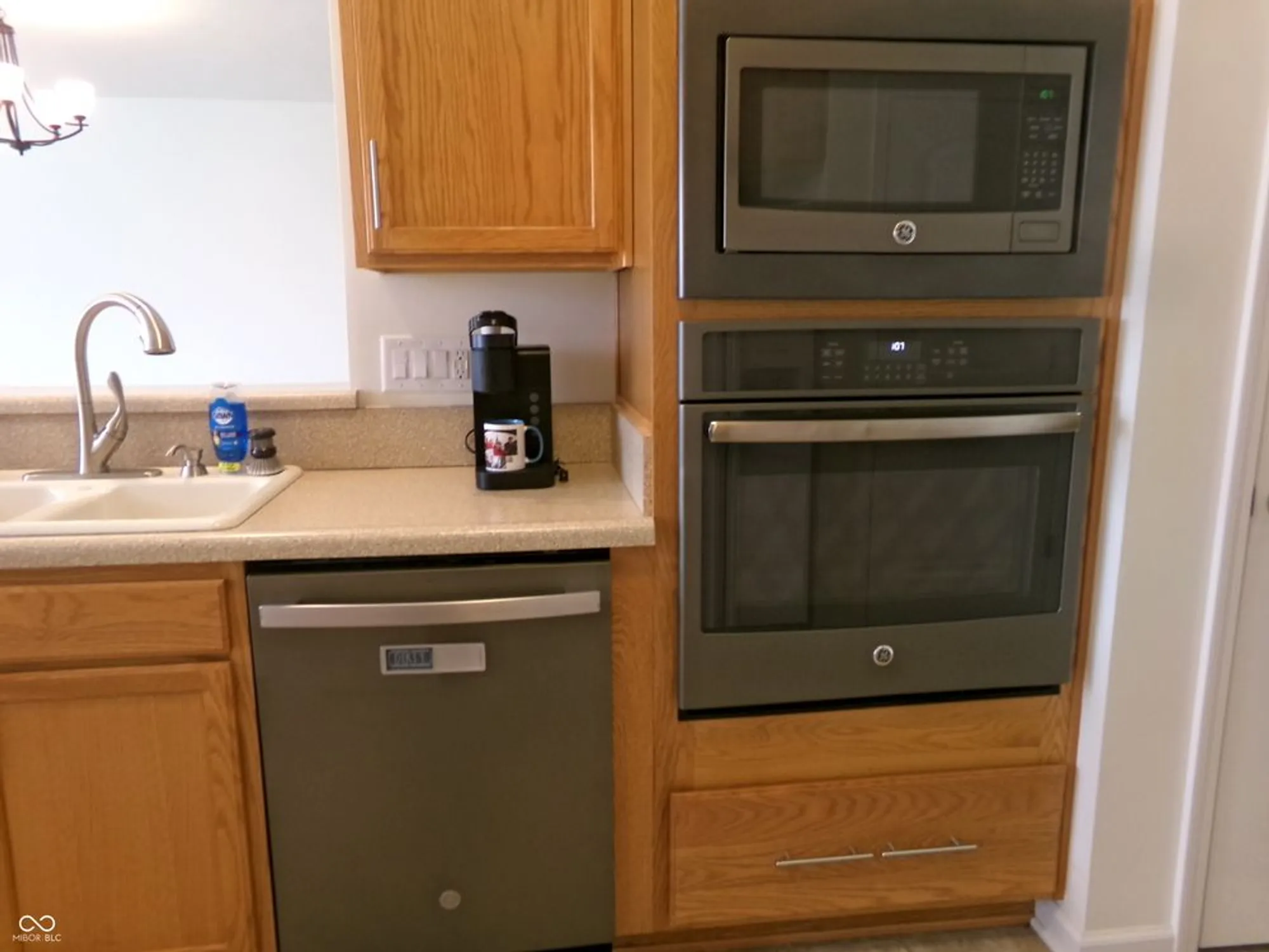 Property Slideshow image 12 of 52 | 8801 twain ln, Indianapolis, IN, 46239