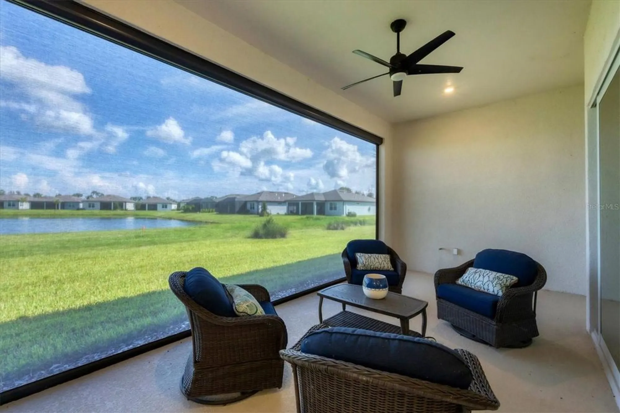 Property Slideshow image 32 of 77 | 9028 sunray cv, Parrish, FL, 34219