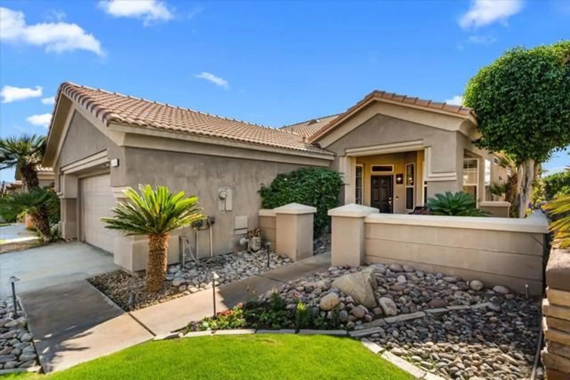 Property Slideshow image 5 of 43 | 80275 royal dornoch dr, Indio, CA, 92201