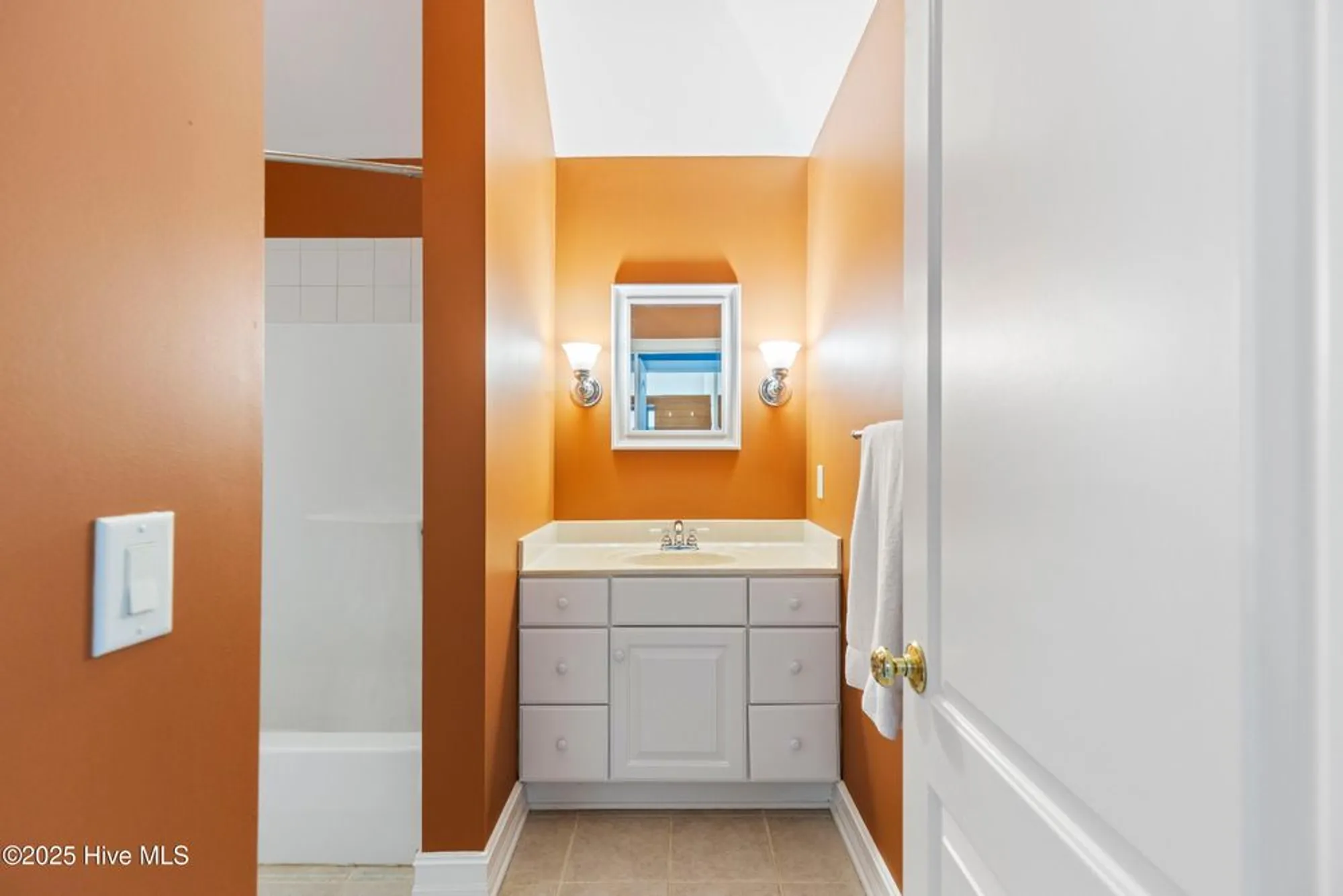 Property Slideshow image 38 of 51 | 4260 loblolly cir se, Southport, NC, 28461