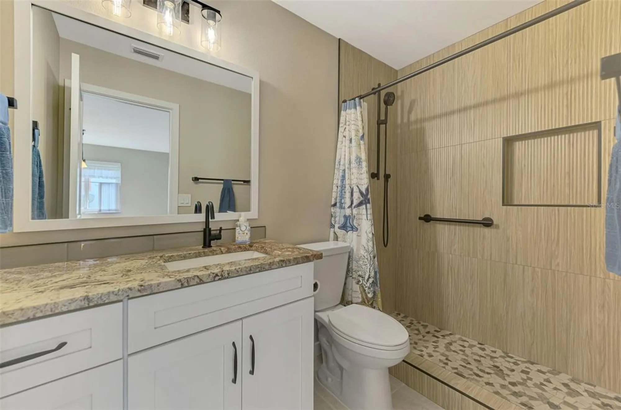 Property Slideshow image 33 of 71 | 501 sloop way, Nokomis, FL, 34275