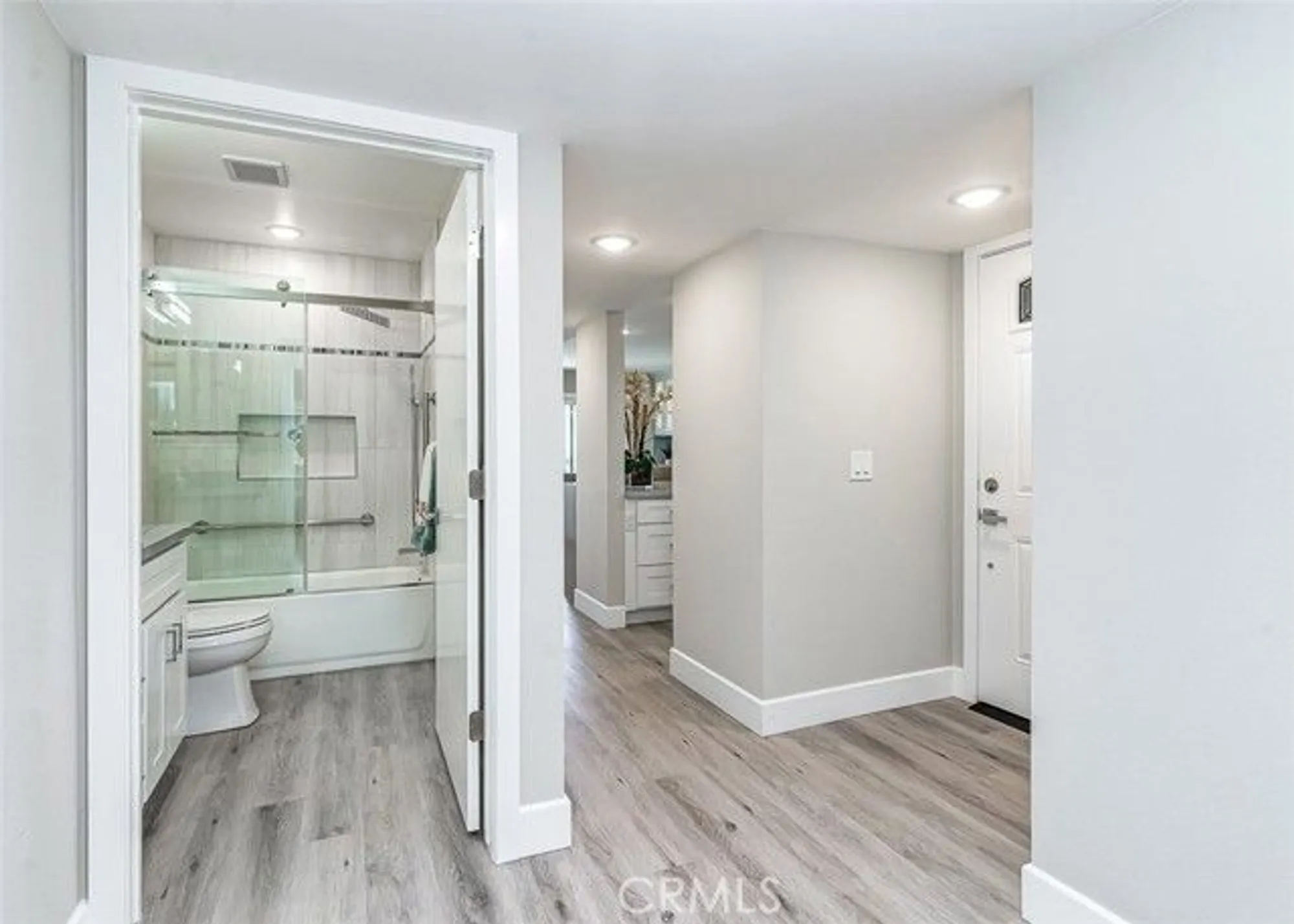 Property Slideshow image 18 of 26 | 4014 calle sonora oeste 2b, Laguna Woods, CA, 92637