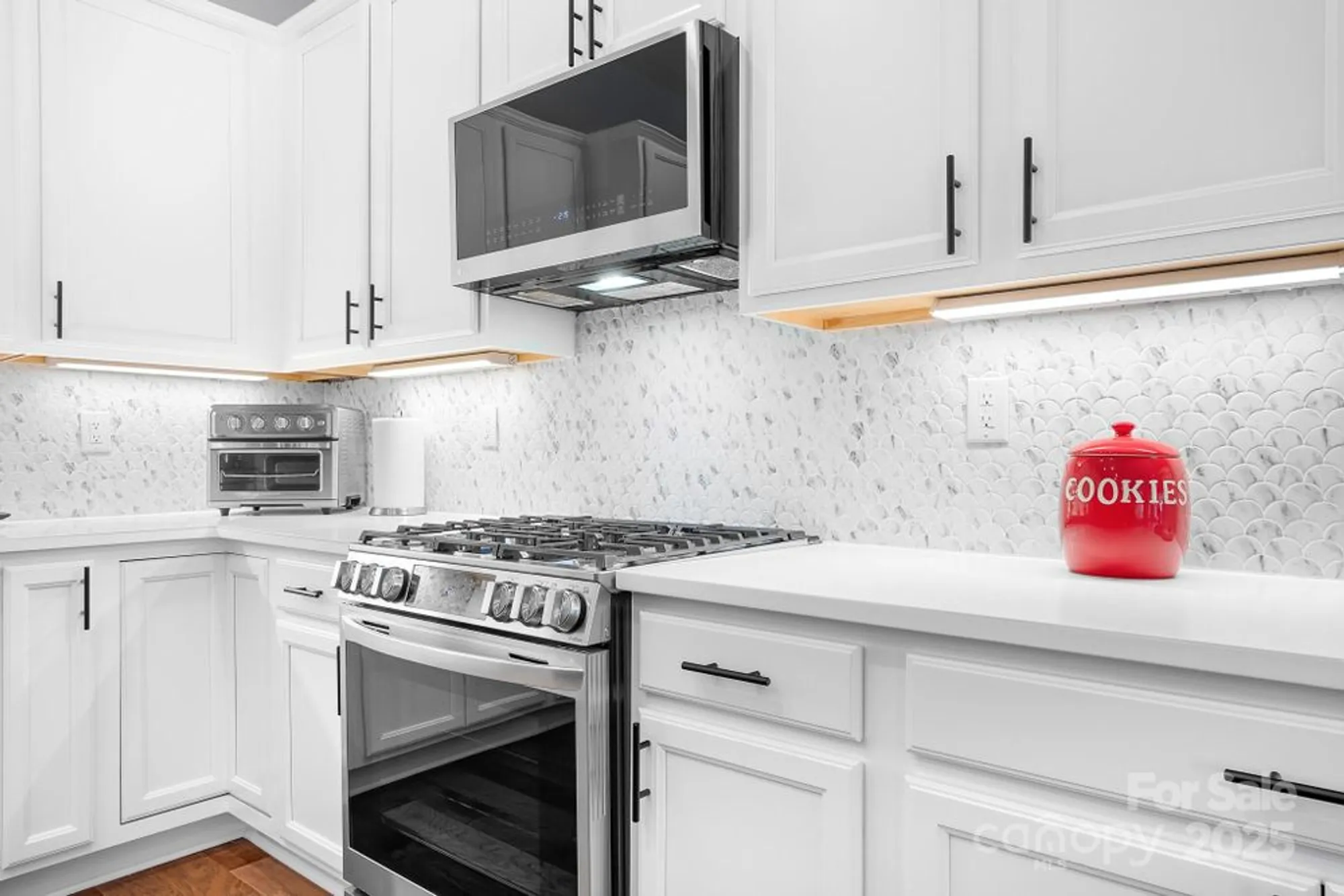 Property Slideshow image 11 of 45 | 115 chimney rock ct, Denver, NC, 28037