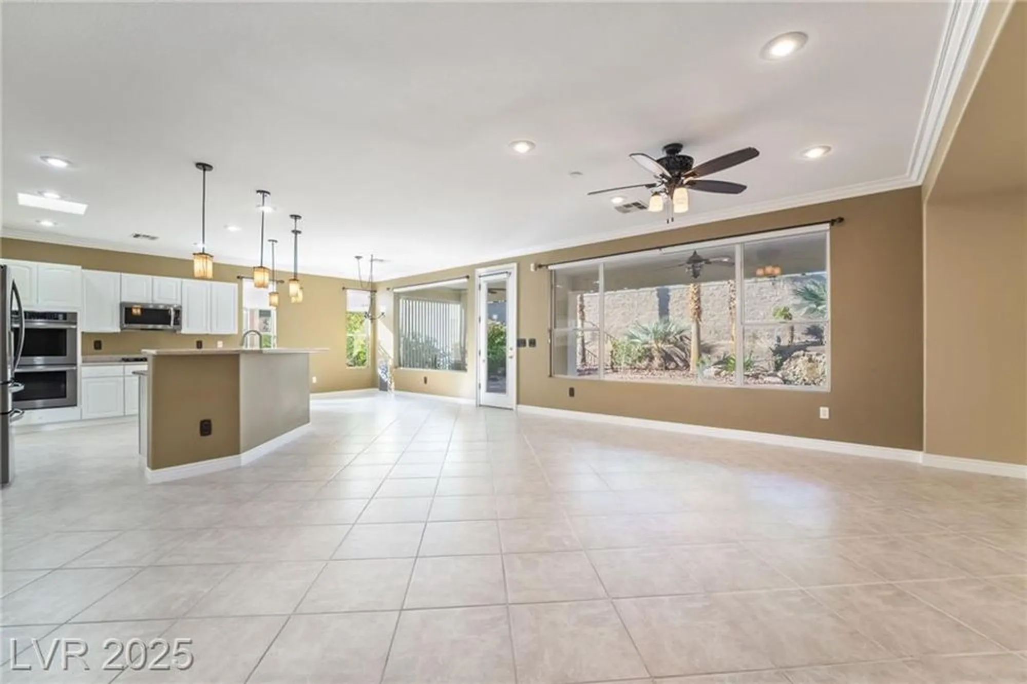 Property Slideshow image 7 of 41 | 4151 agosta luna pl, Las Vegas, NV, 89135