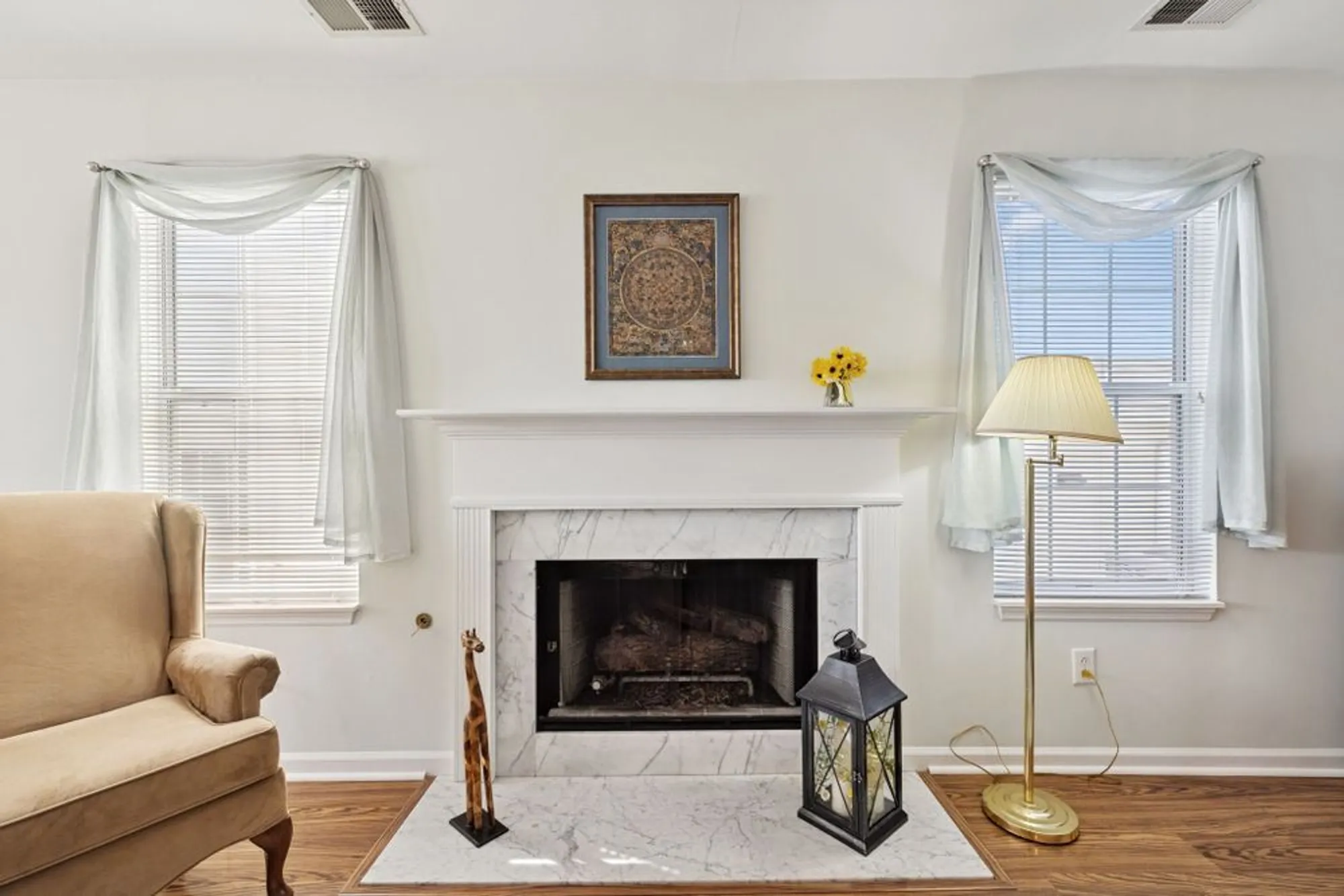 Property Slideshow image 8 of 49 | 117 newsom grn, Nashville, TN, 37221