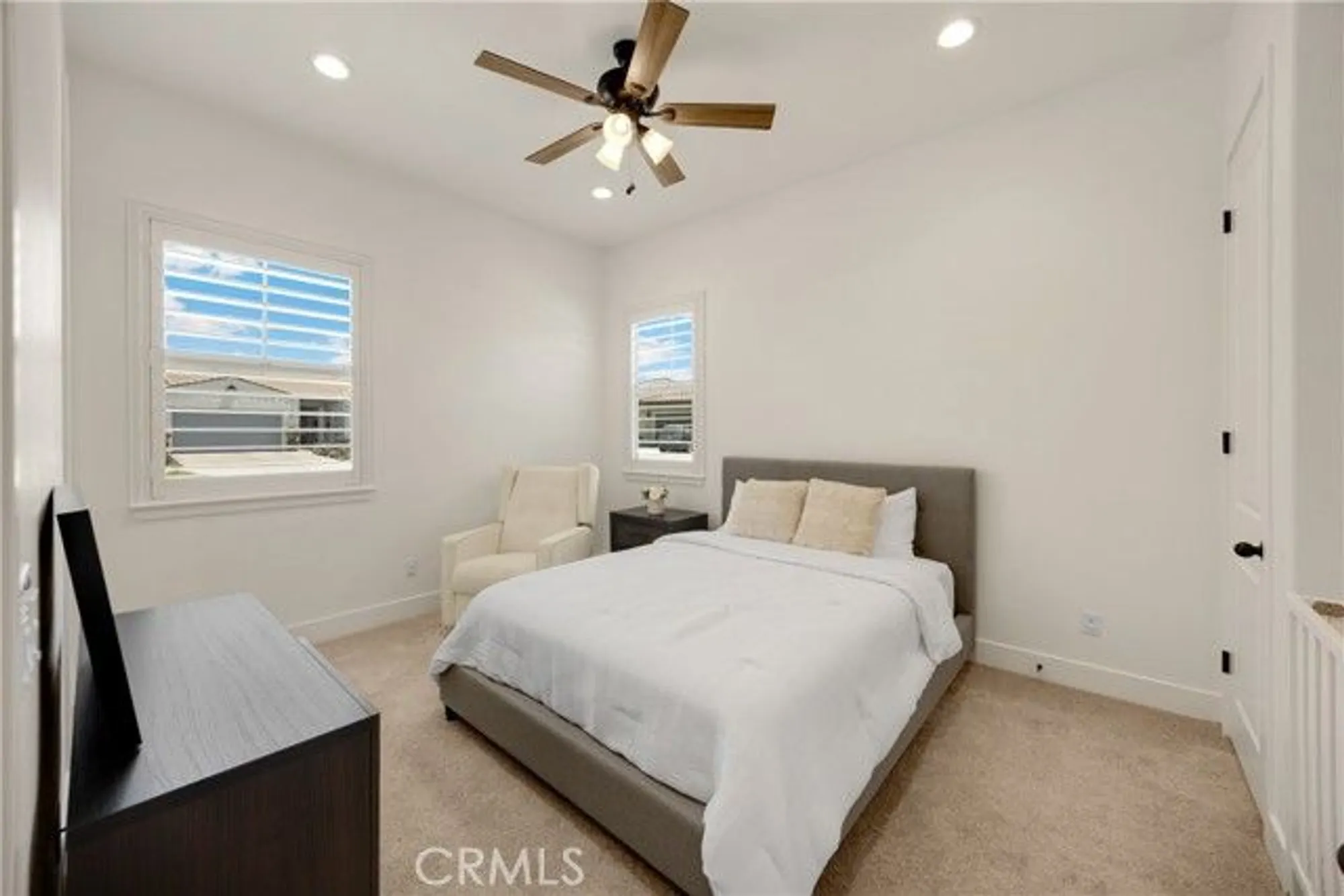 Property Slideshow image 9 of 68 | 11638 oakton way, Corona, CA, 92883