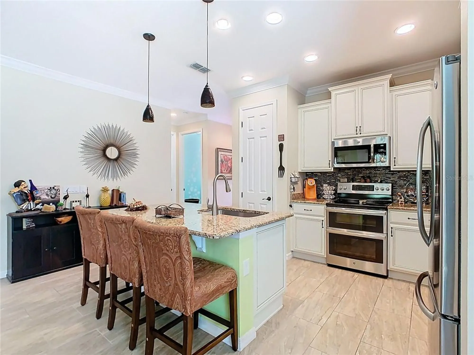 Property Slideshow image 17 of 53 | 105 palazzo ln, Kissimmee, FL, 34759