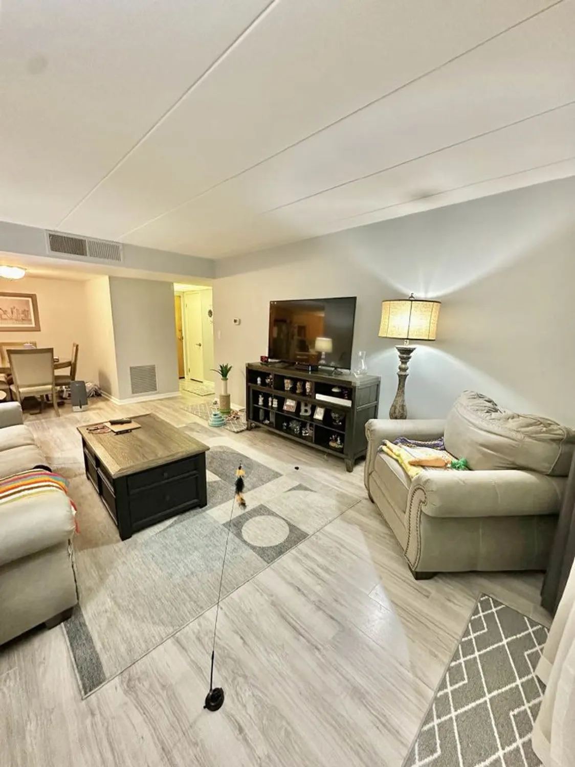 Property Slideshow image 7 of 19 | 2900 maple ave 24a, Downers Grove, IL, 60515