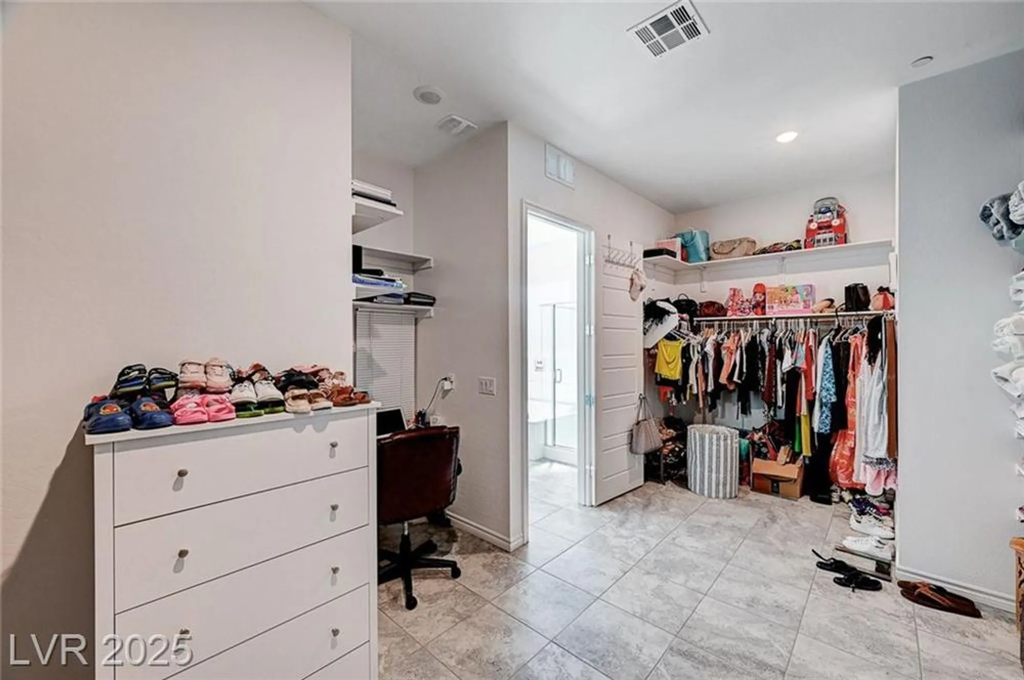 Property Slideshow image 34 of 99 | 33 reverie heights ave, Henderson, NV, 89011