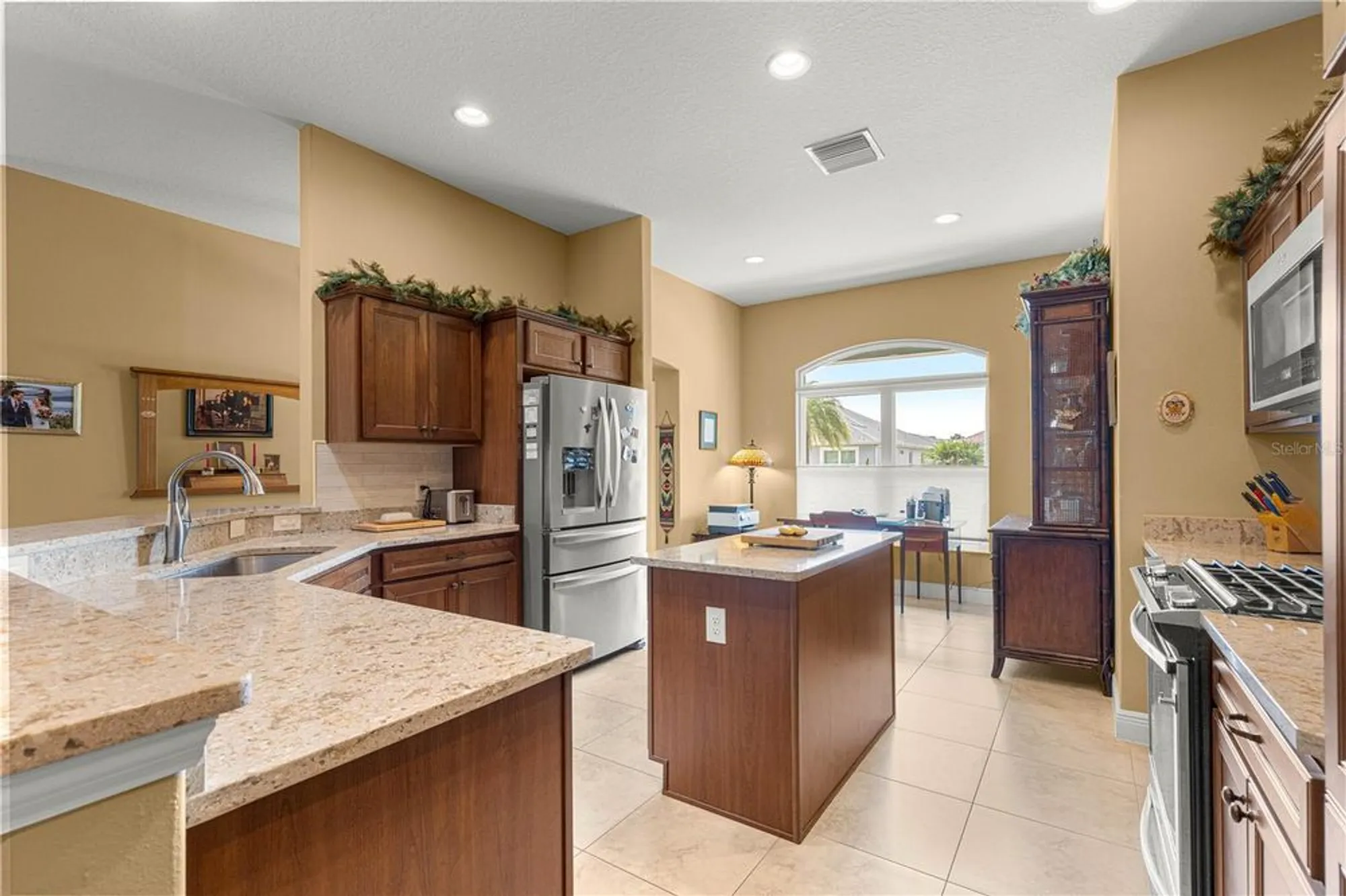 Property Slideshow image 17 of 69 | 3031 hicks pl, The Villages, FL, 32163
