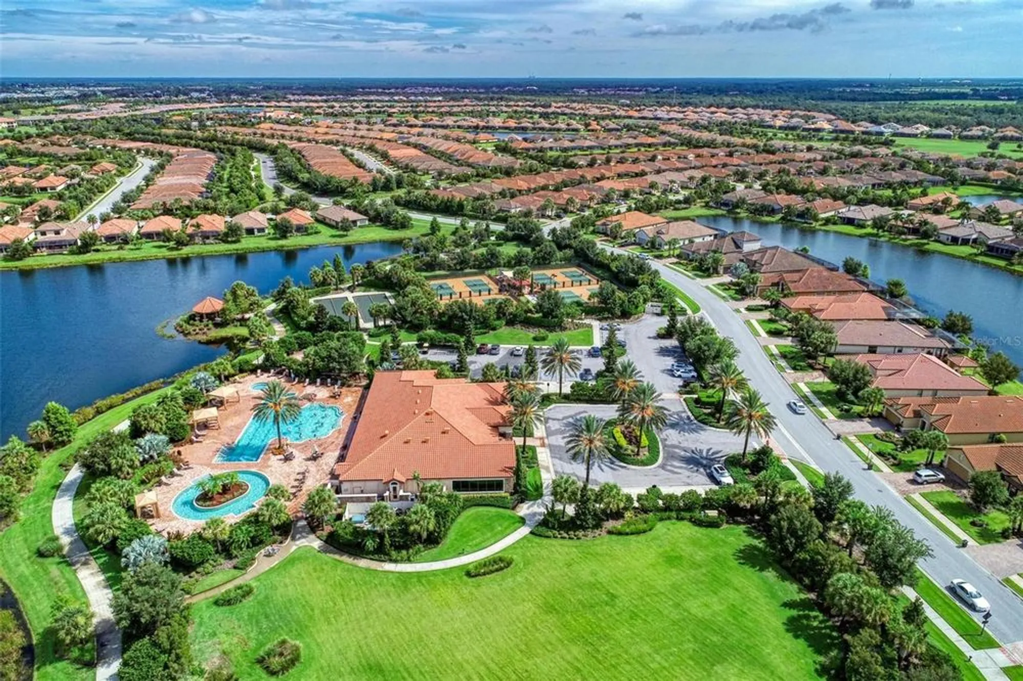 Property Slideshow image 78 of 86 | 5016 savona run, Bradenton, FL, 34211