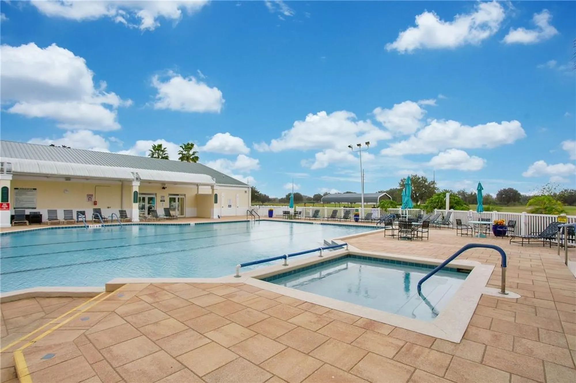 Property Slideshow image 36 of 45 | 131 willow brook dr, Leesburg, FL, 34748