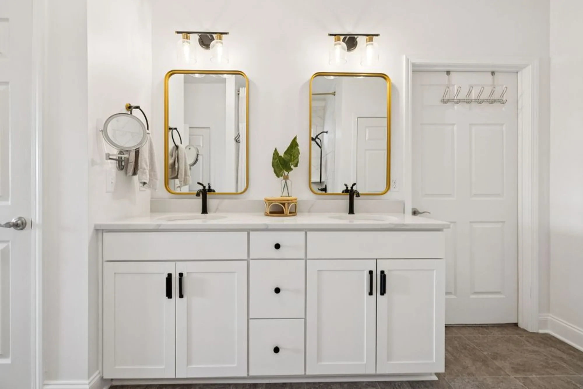 Property Slideshow image 6 of 38 | 1022 waterstone dr, Lebanon, TN, 37090