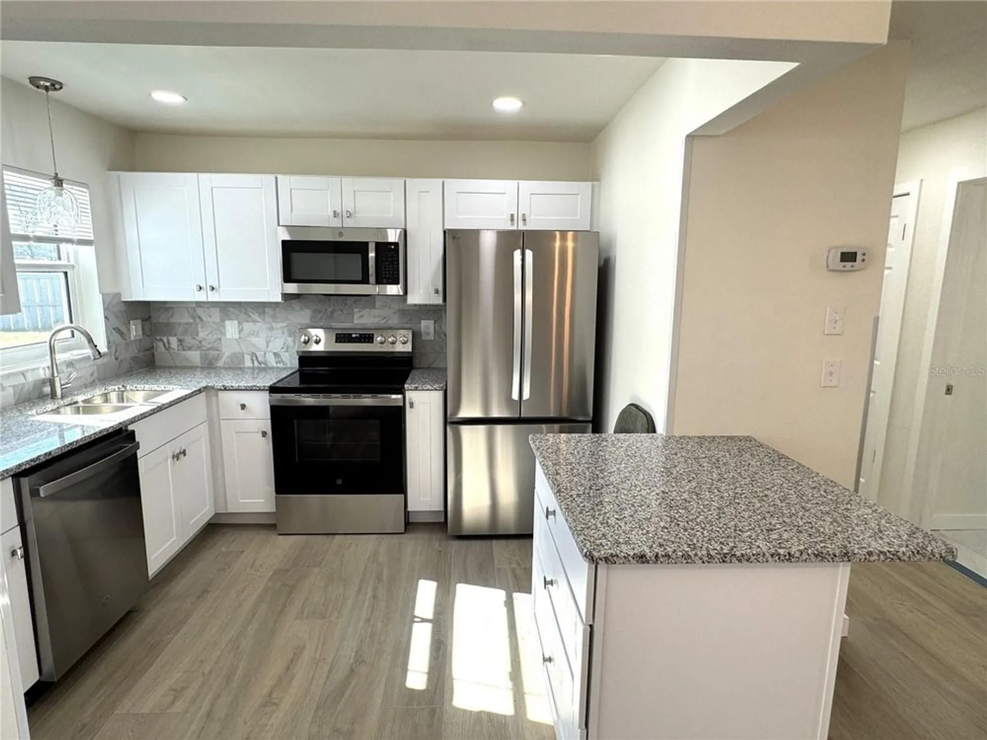 Property Slideshow image 16 of 51 | 3813 42nd st w # 37, Bradenton, FL, 34205