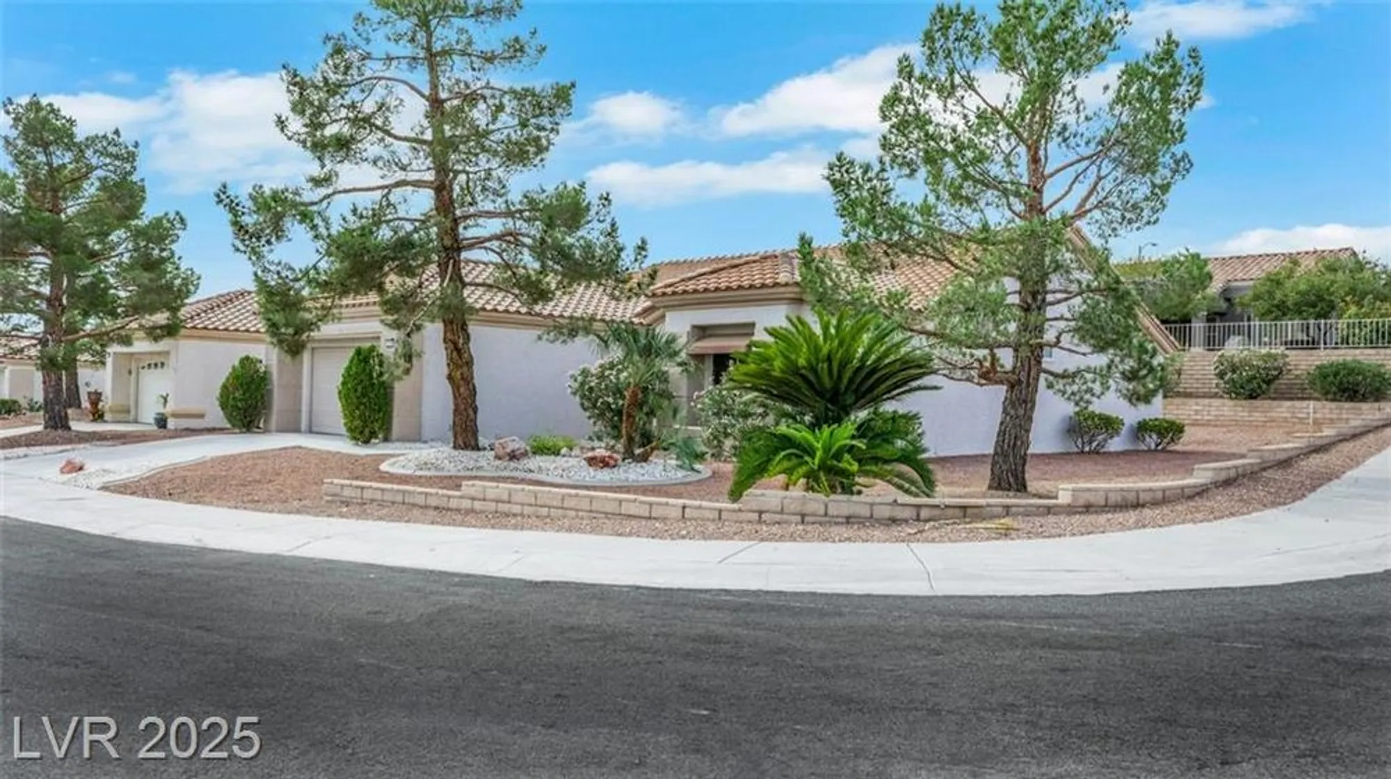 Property Slideshow image 47 of 51 | 3013 abercorn dr, Las Vegas, NV, 89134