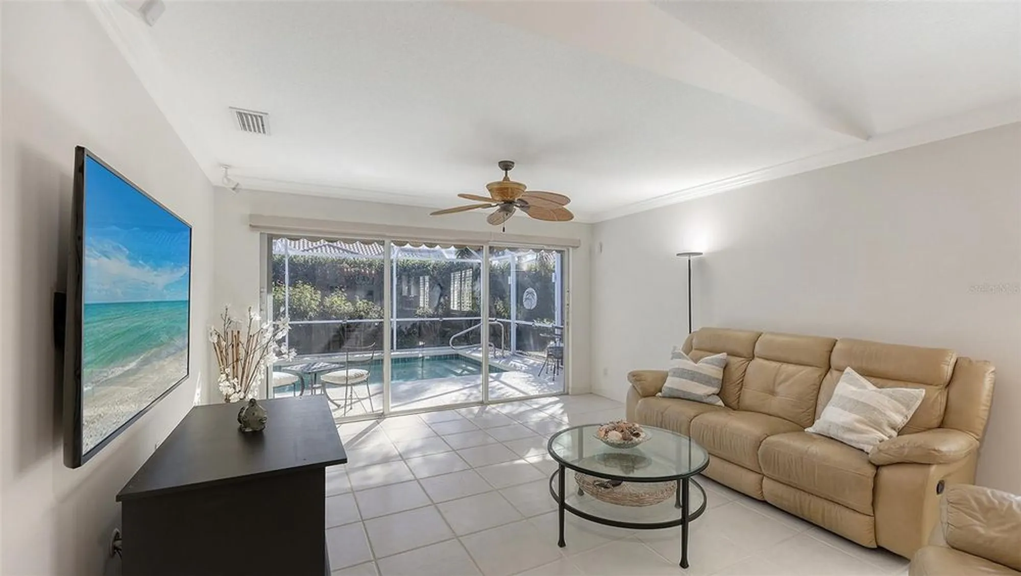 Property Slideshow image 16 of 93 | 7575 quinto dr, Sarasota, FL, 34238