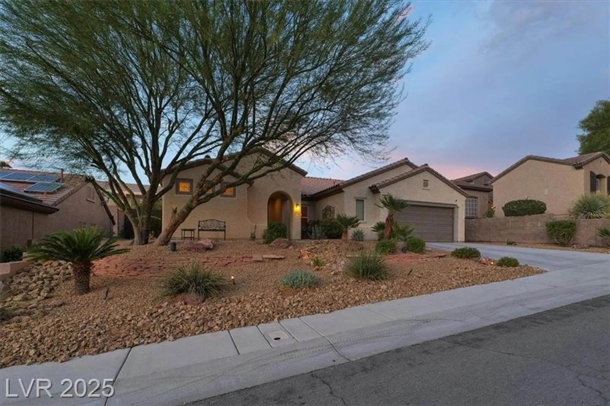 Property Slideshow image 30 of 68 | 3048 brownbirds nest dr, Henderson, NV, 89052